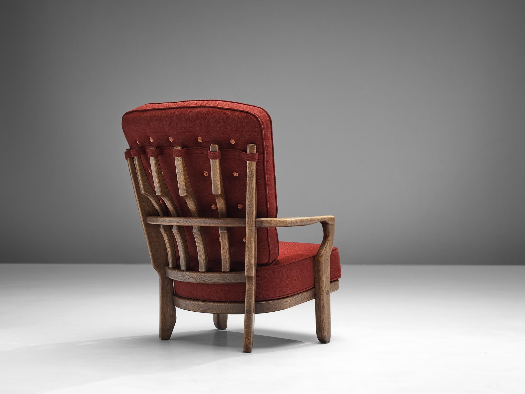 Guillerme et Chambron pour Votre Maison, chaise longue, modèle Mid Repos, chêne, tissu, France, années 1960

Guillerme & Chambron sont connus pour leurs meubles en chêne massif de haute qualité, dont ceux-ci sont un autre exemple. Cette chaise