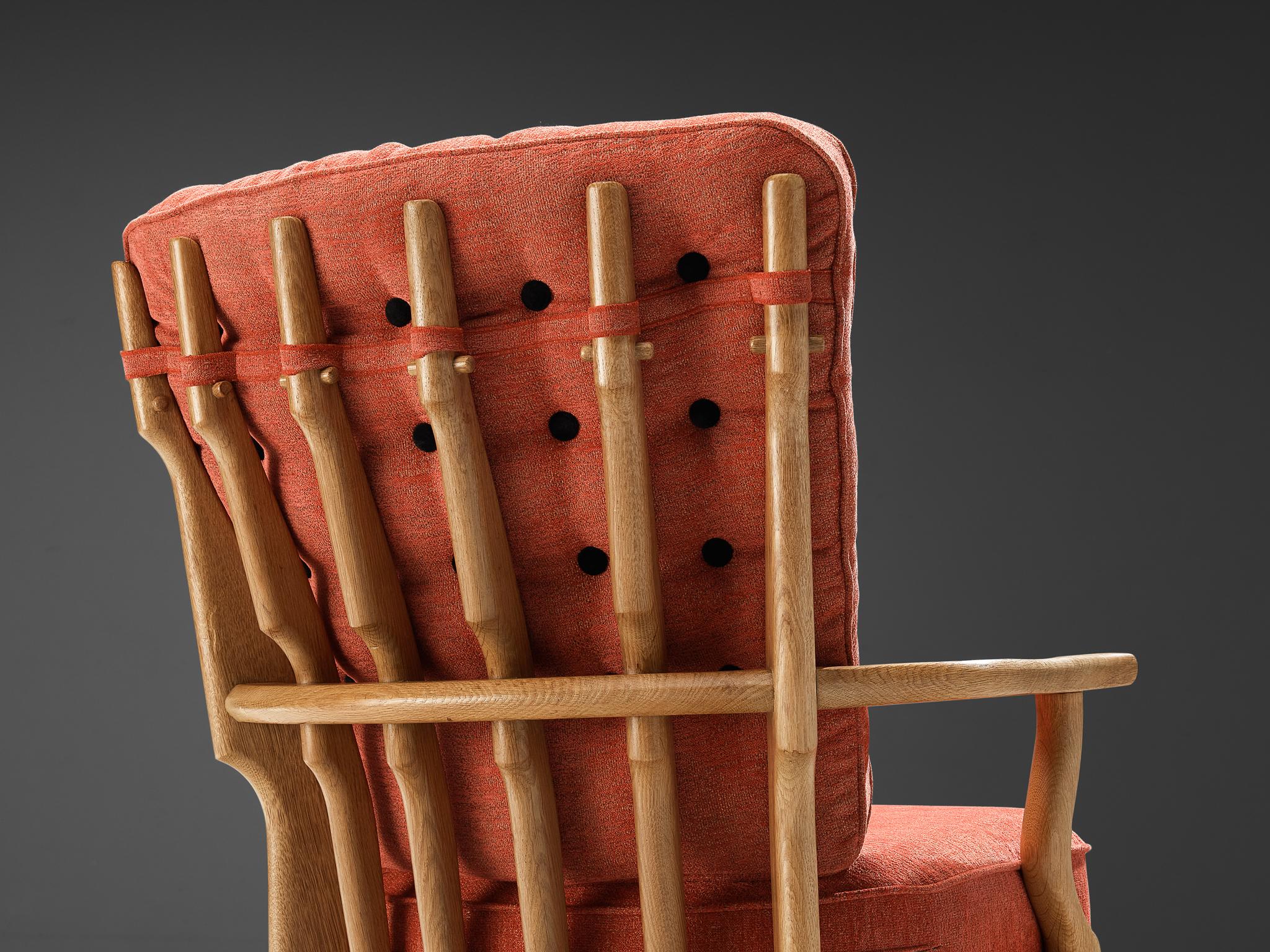 Guillerme & Chambron 'Mid Repos' Lounge Chair in Oak and Red Upholstery  In Good Condition For Sale In Waalwijk, NL