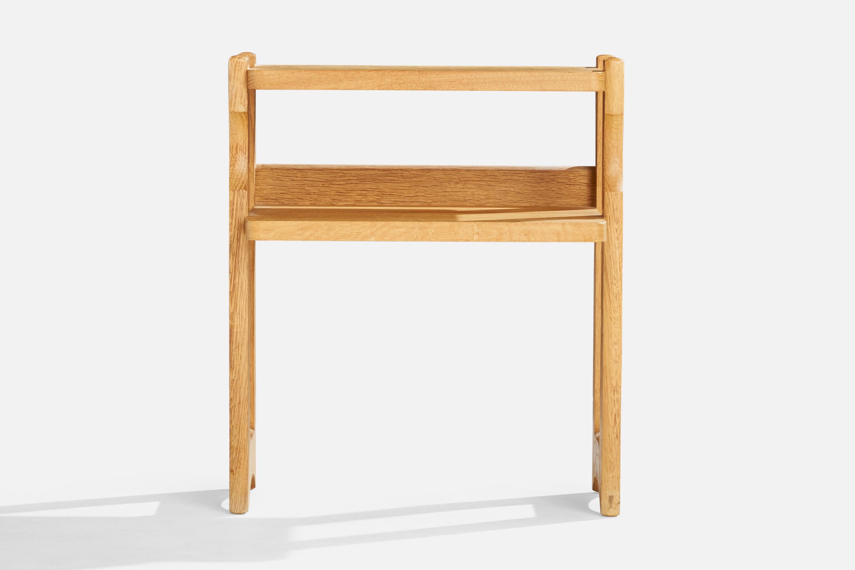 Milieu du XXe siècle Tables de nuit Guillerme & Chambron, chêne, France, années 1960 en vente