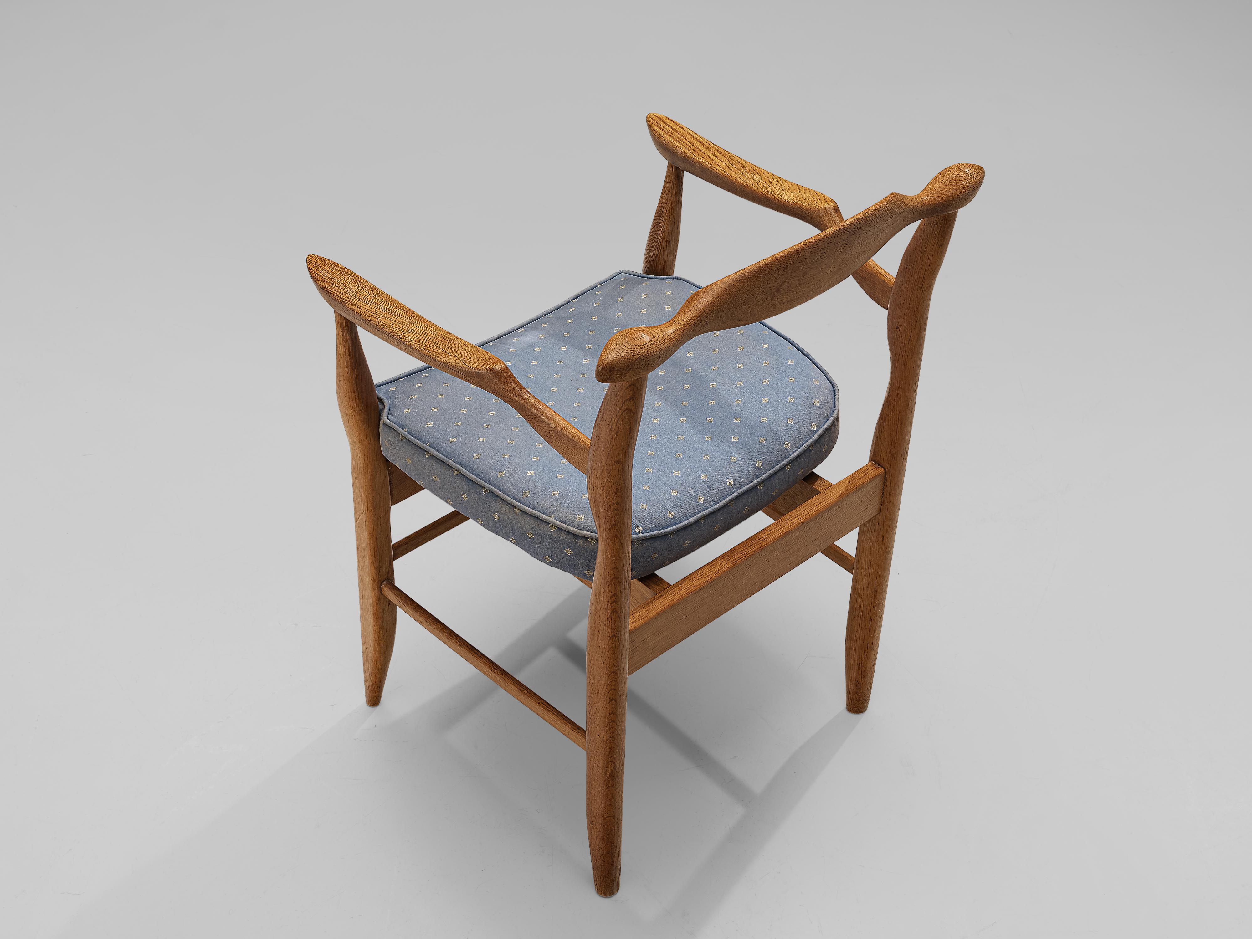 Guillerme & Chambron Pair of Armchairs Model ‘Fumay’ in Oak and Blue Upholstery 4