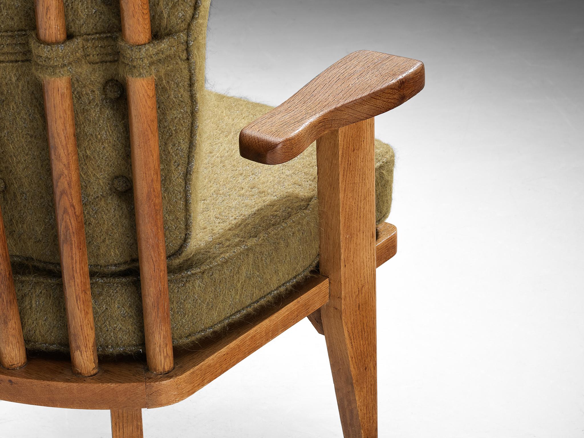 Guillerme & Chambron Pair of 'Catherine' Lounge Chairs in Oak and Wool  2