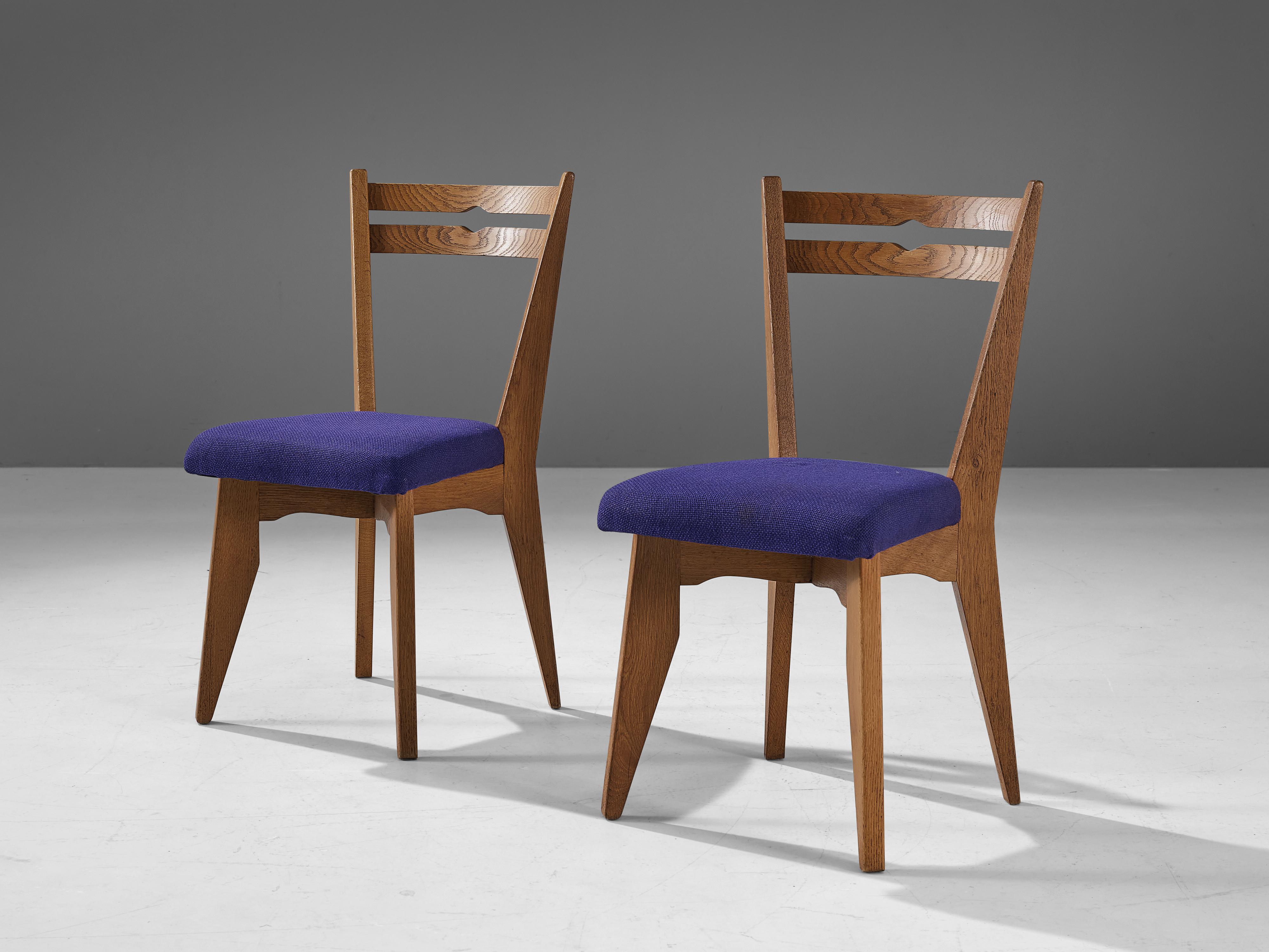 Guillerme & Chambron Pair of Dining Chairs in Oak 1