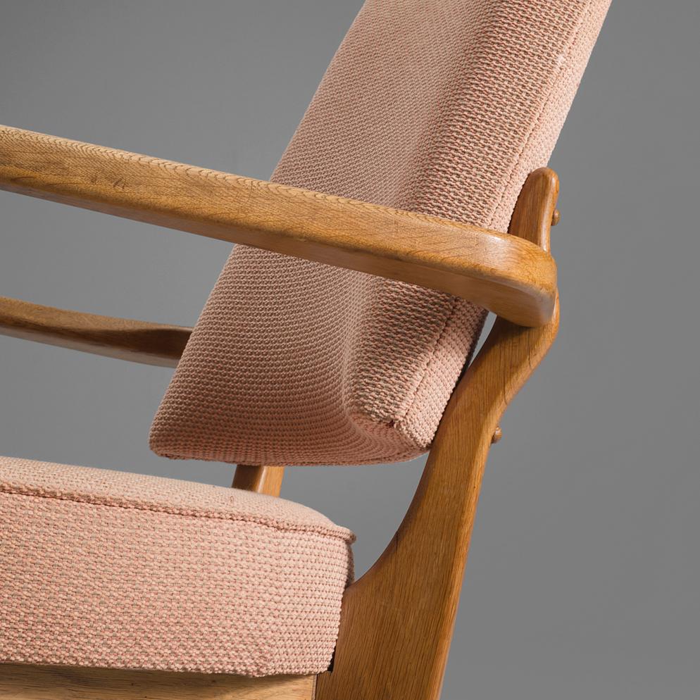 Guillerme & Chambron Pair of Lounge Chairs in Soft Pink Upholstery 1