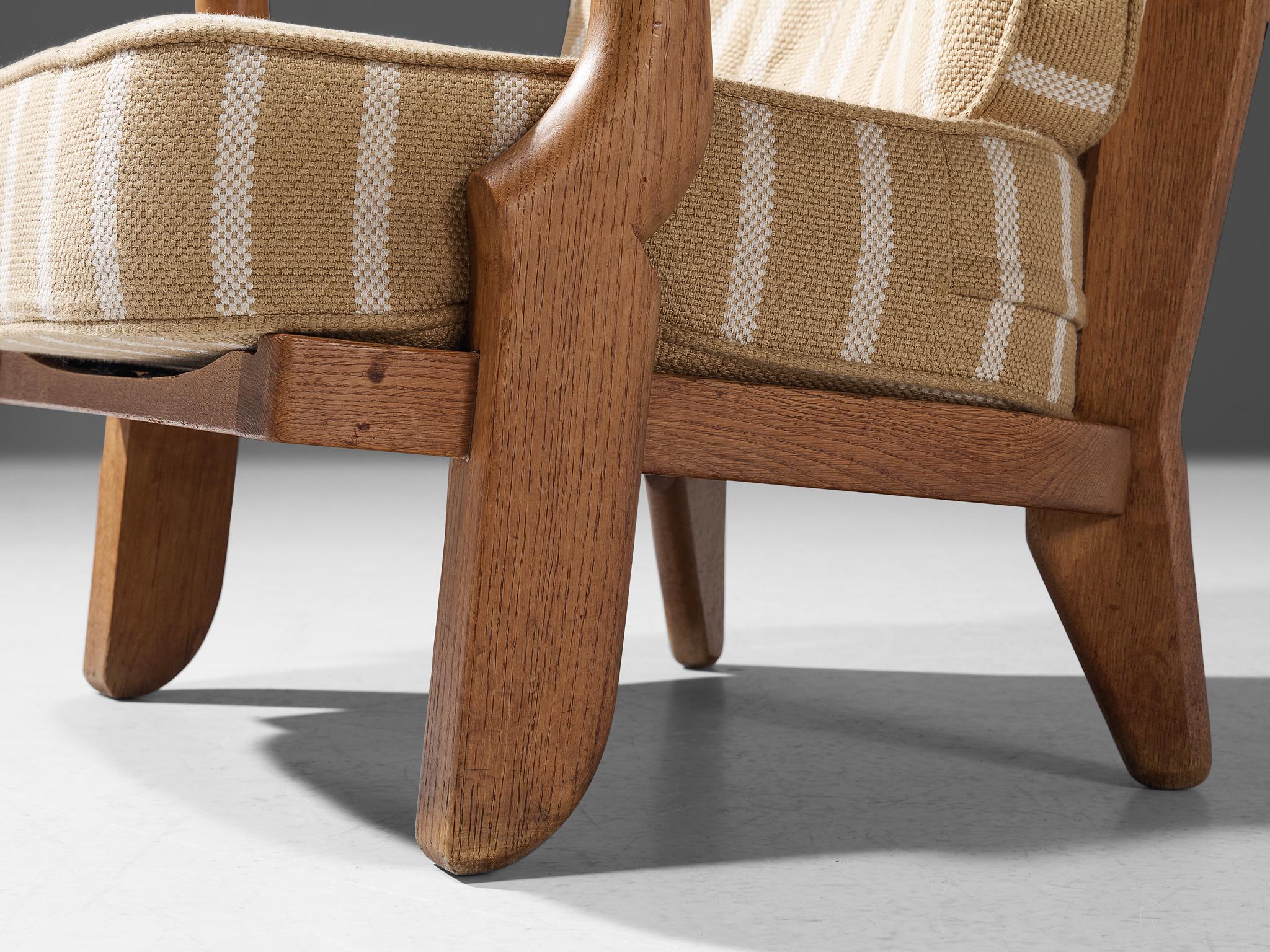 Guillerme & Chambron Pair of 'Mid Repos' Lounge Chairs in Oak 3