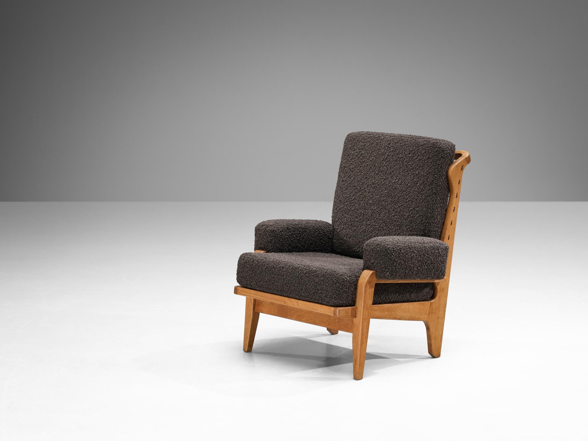 Guillerme & Chambron Pair of 'Scoubidou' Lounge Chairs in Oak and Bouclé  3