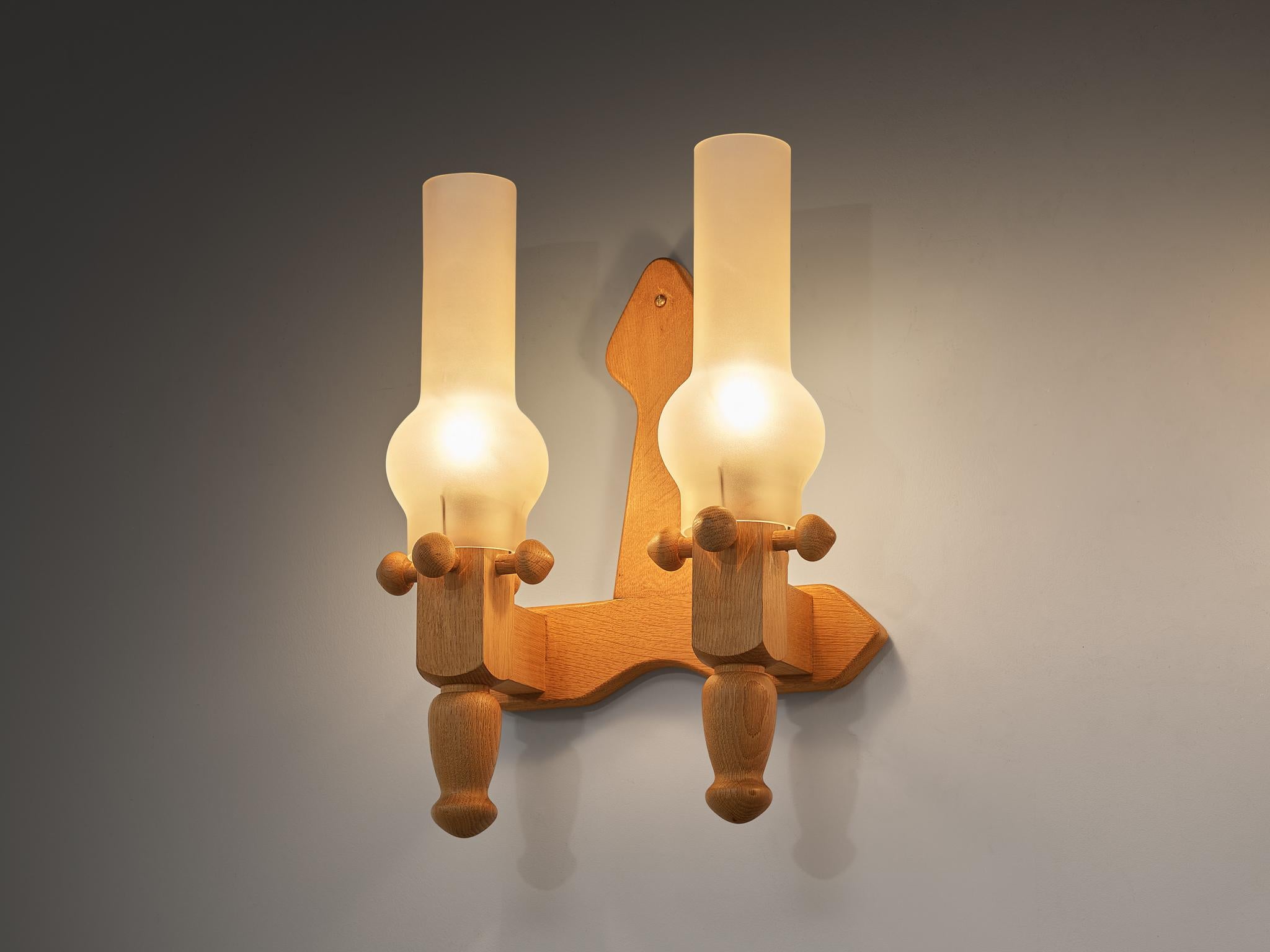 Guillerme & Chambron Pair of Wall Lights in Oak and Glass In Good Condition For Sale In Waalwijk, NL