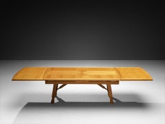 Guillerme & Chambron 'Pétrouille' Extendable Dining Table in Solid Oak