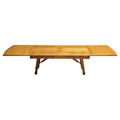 Guillerme & Chambron 'Pétrouille' Extendable Dining Table in Solid Oak