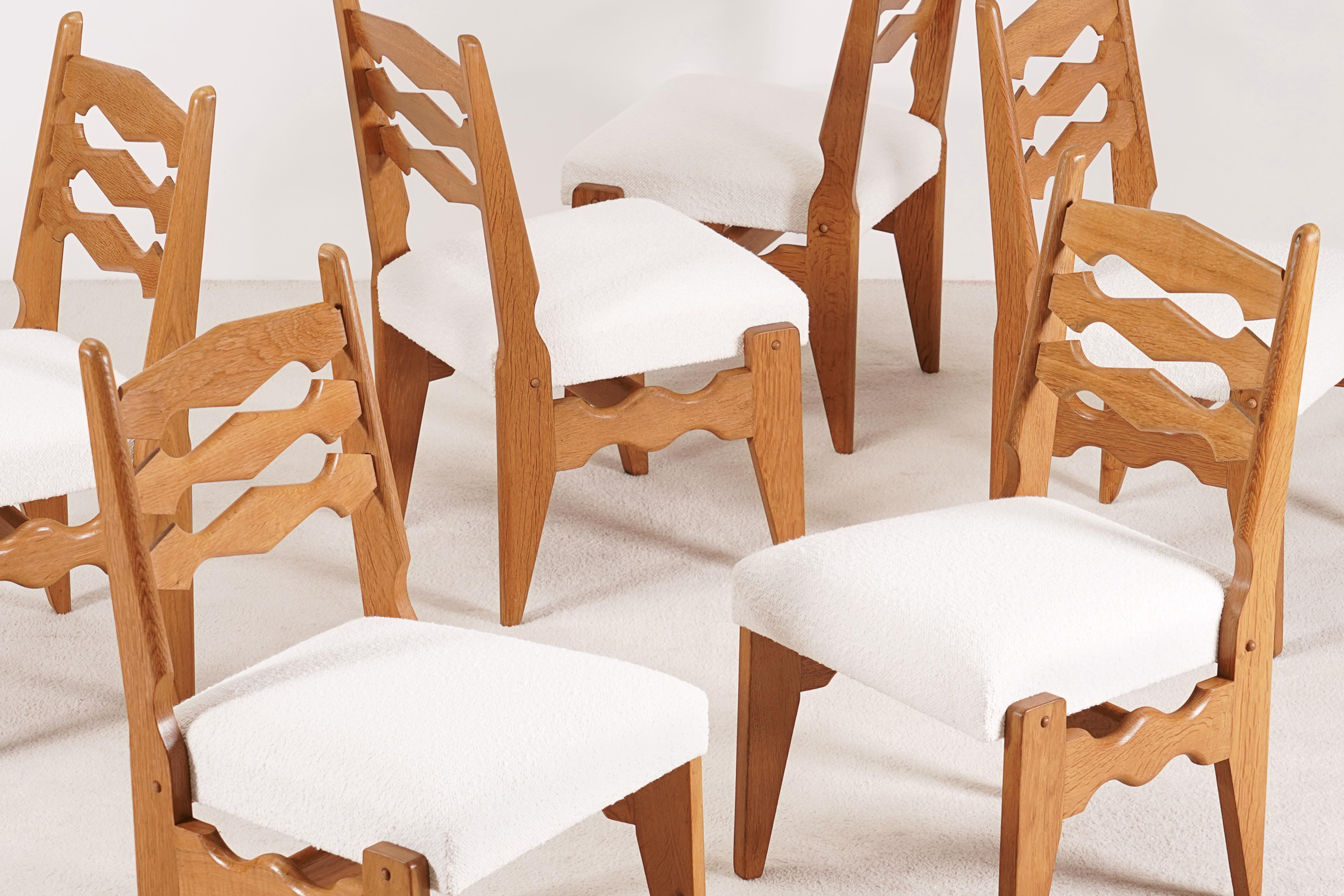 Guillerme & Chambron, Set of 6 Oak Chairs for Votre Maison, 1960. Bouclé Fabric. 9
