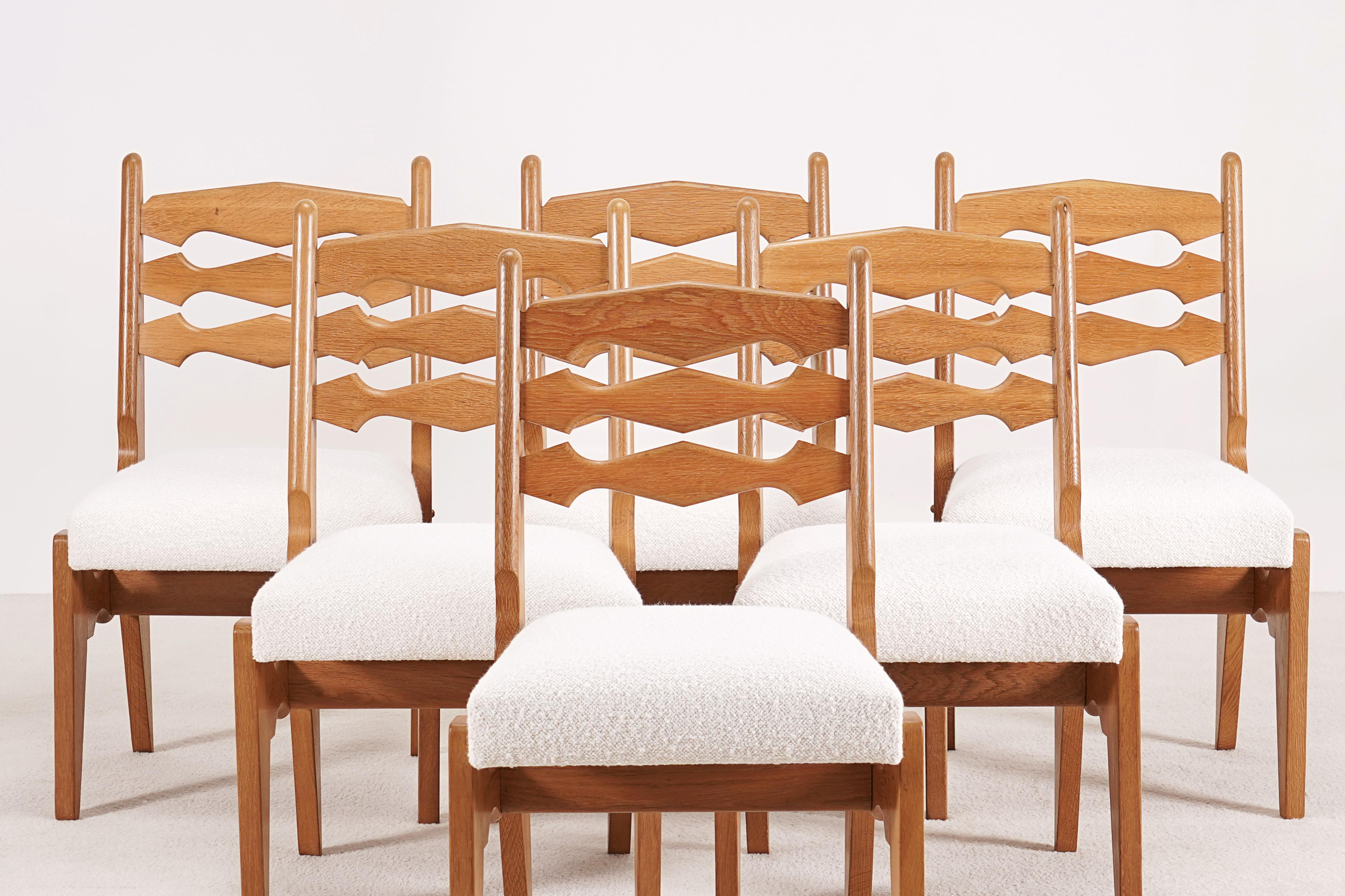Guillerme & Chambron, Set of 6 Oak Chairs for Votre Maison, 1960. Bouclé Fabric. 10