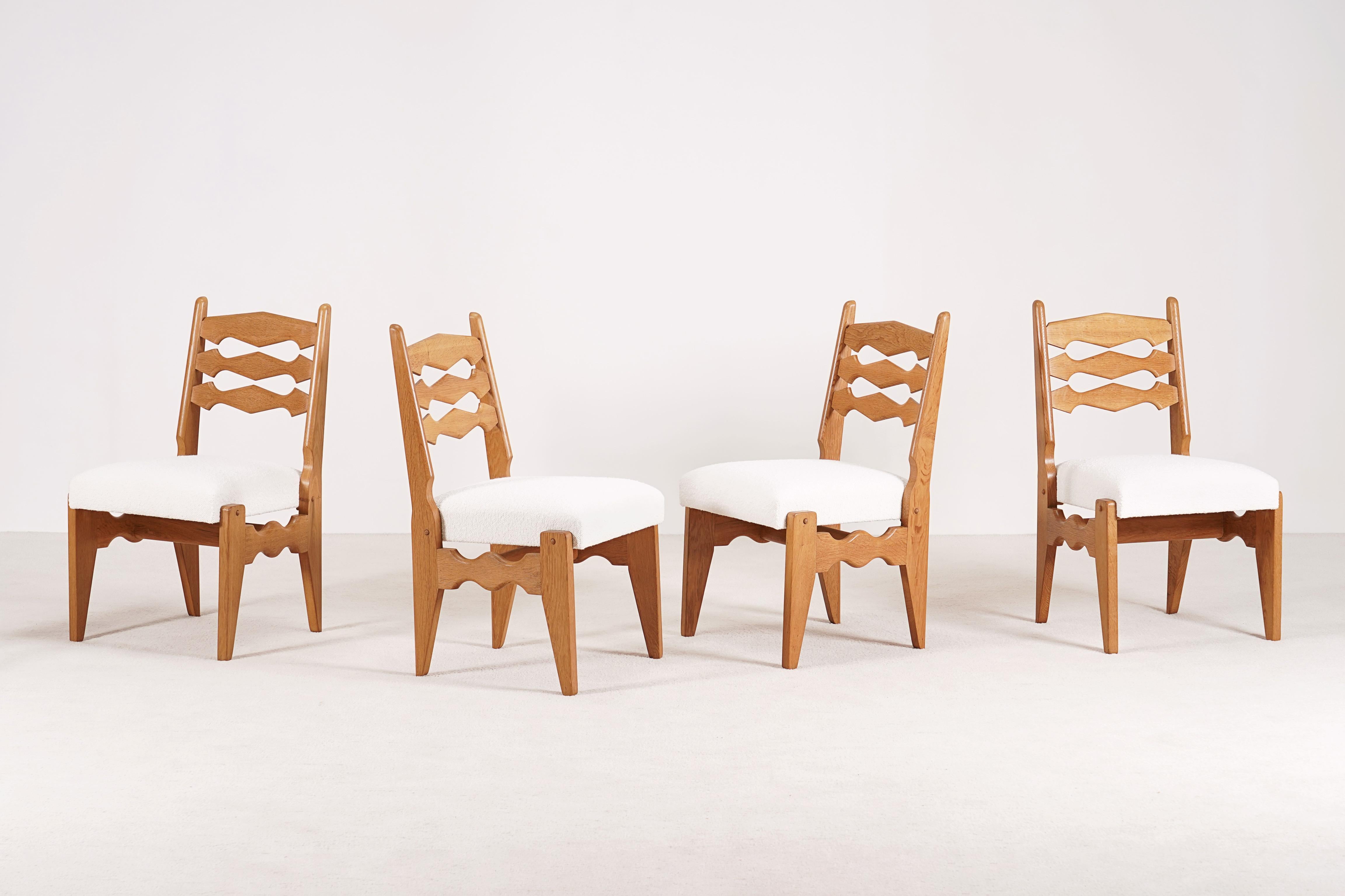 Guillerme & Chambron, Set of 6 Oak Chairs for Votre Maison, 1960. Bouclé Fabric. 1