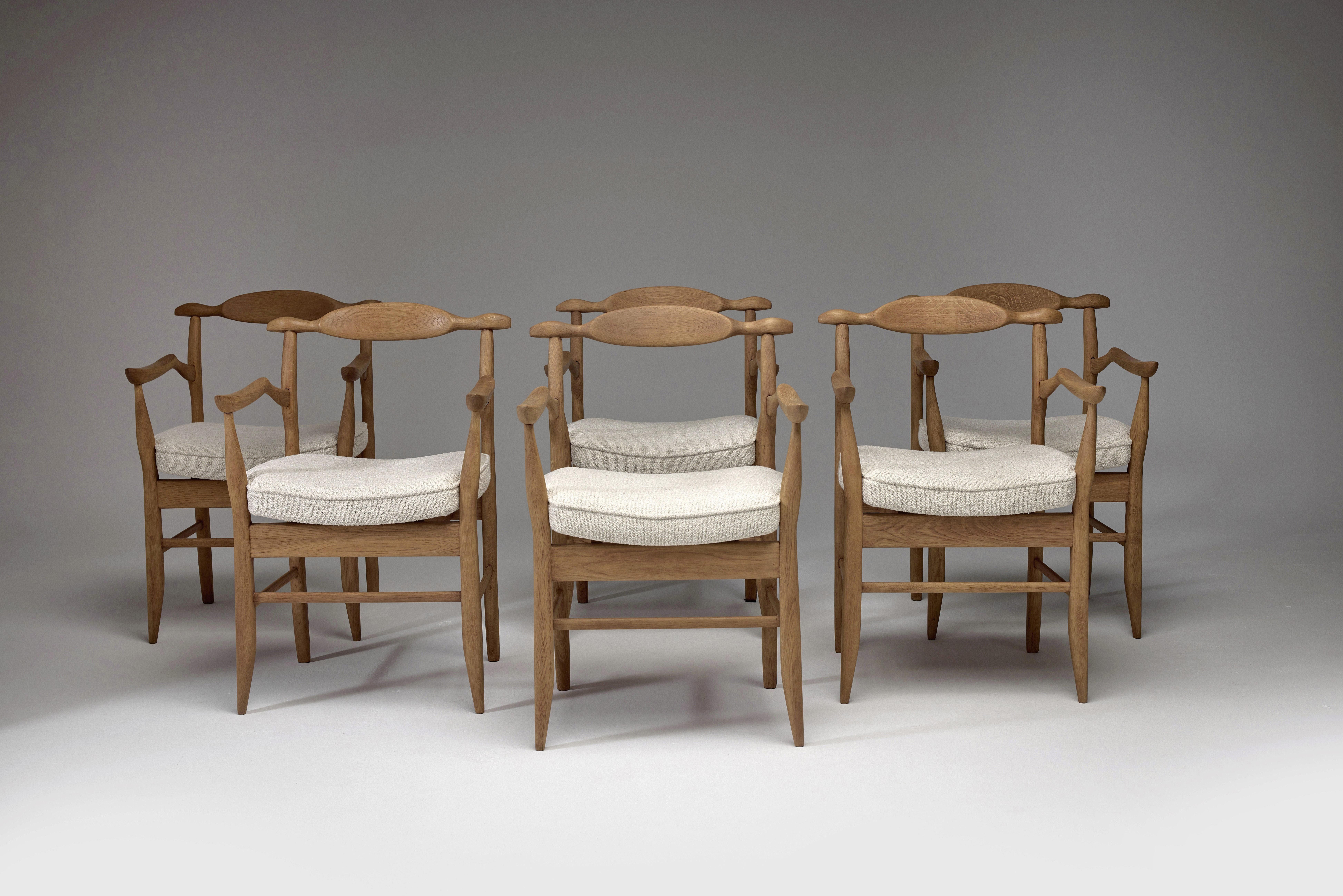 Guillerme & Chambron Set of Eight 'Fumay' Dining Armchairs, France, 1960s In Good Condition For Sale In ŁÓDŹ, PL