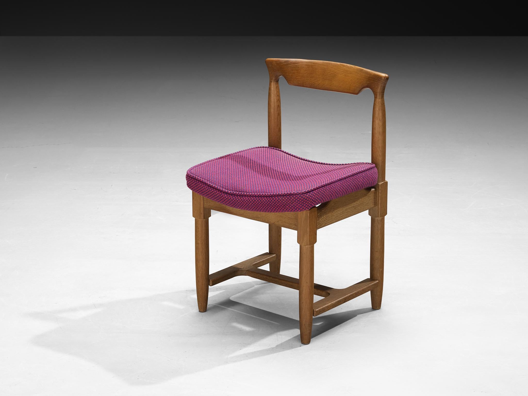 Guillerme & Chambron Set of Five Dining Chairs in Oak and Purple Wool In Good Condition For Sale In Waalwijk, NL