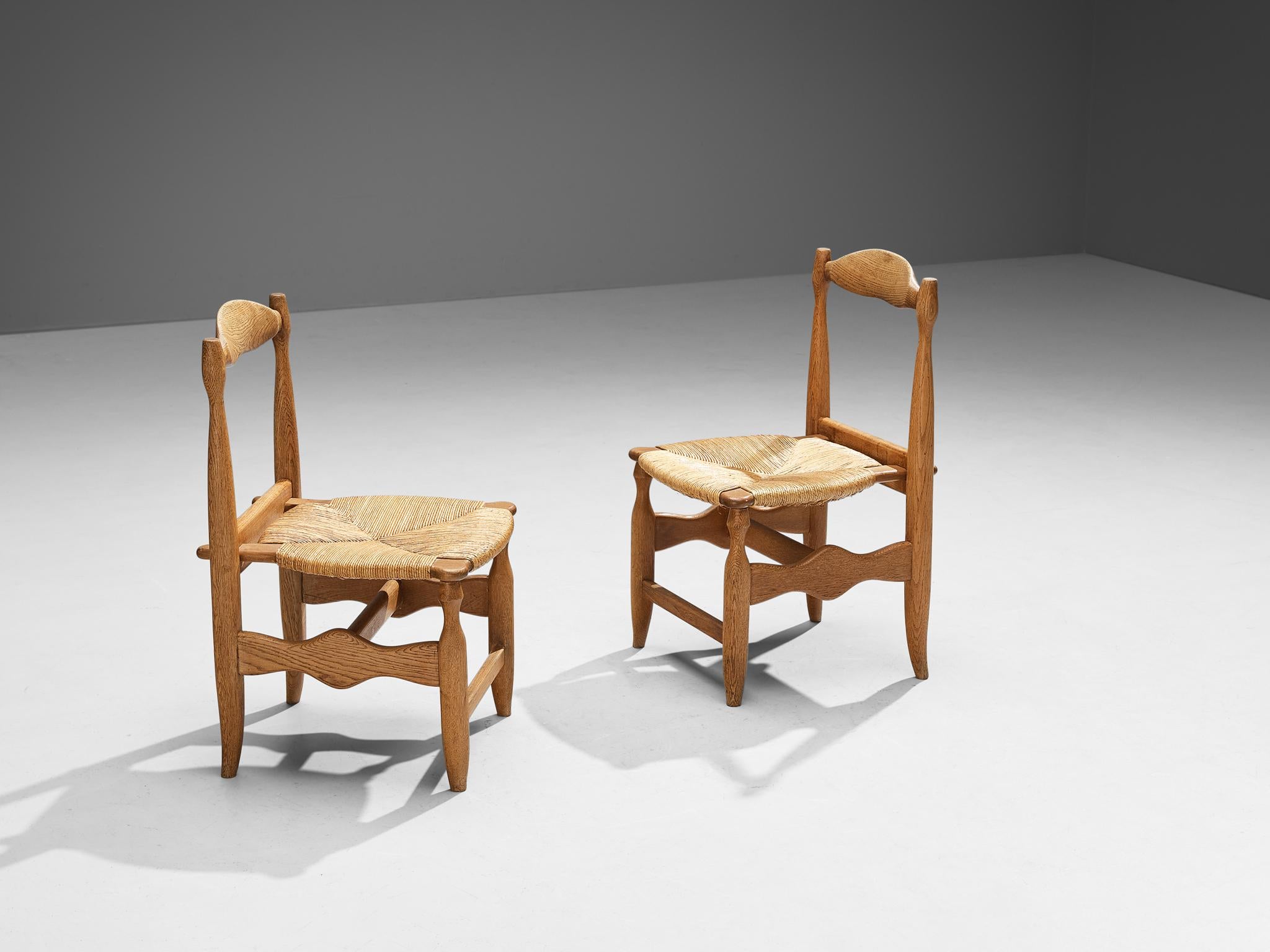 Guillerme & Chambron Set of Four 'Charlotte' Dining Chairs in Oak and Rush In Good Condition For Sale In Waalwijk, NL