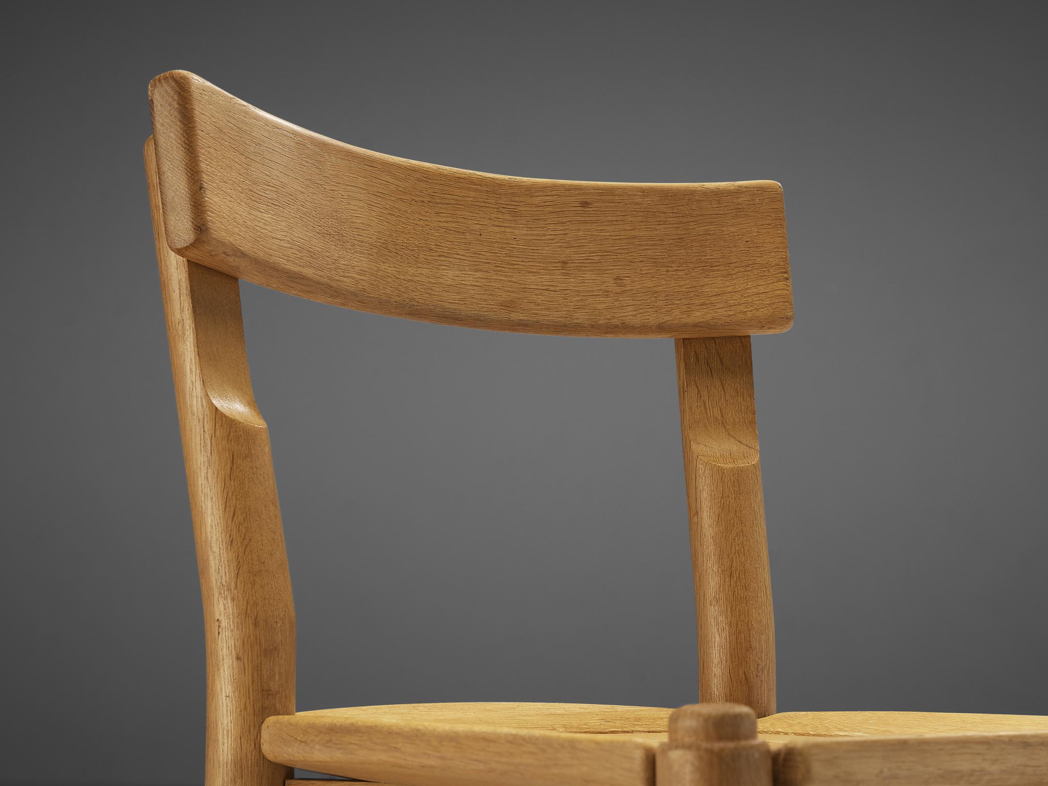 Mid-20th Century Guillerme & Chambron Set of Four Dining Chairs ‘Trèfle’ in Solid Oak