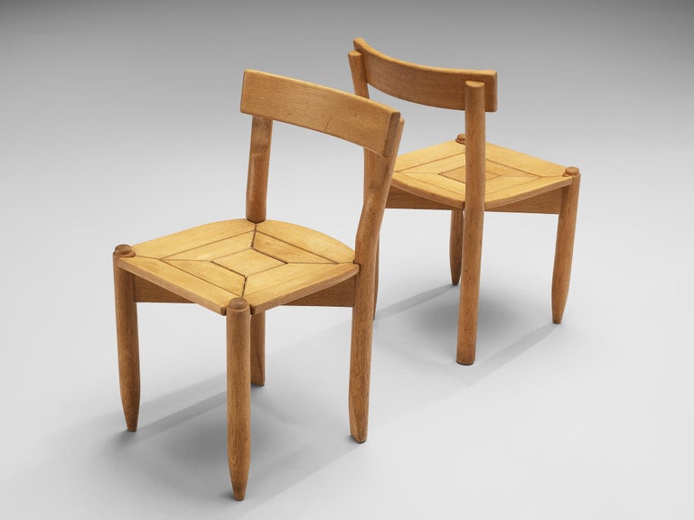 Guillerme & Chambron Set of Four Dining Chairs ‘Trèfle’ in Solid Oak For Sale 2