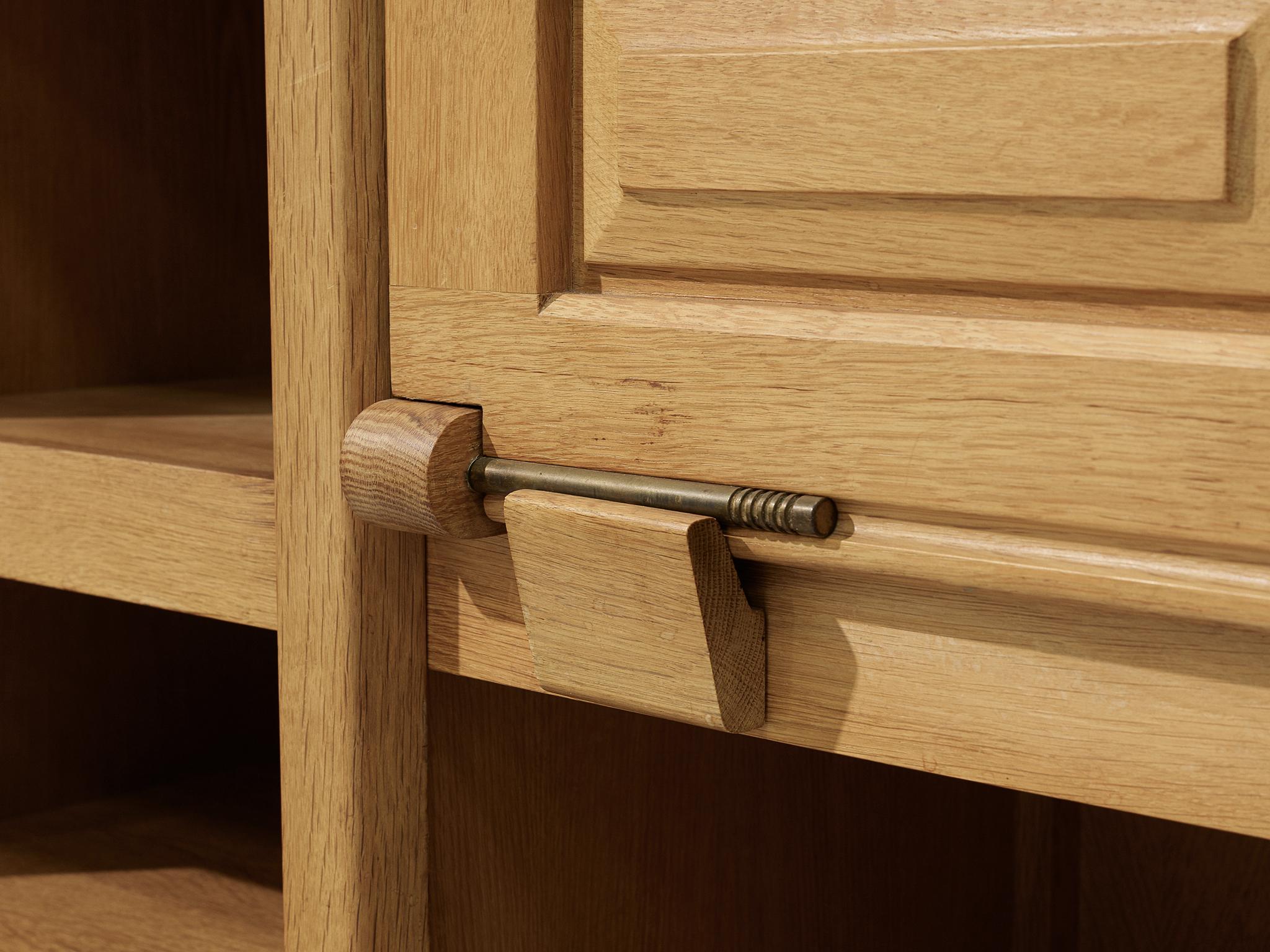 Guillerme & Chambron Cupboard in Oak and Glass 2