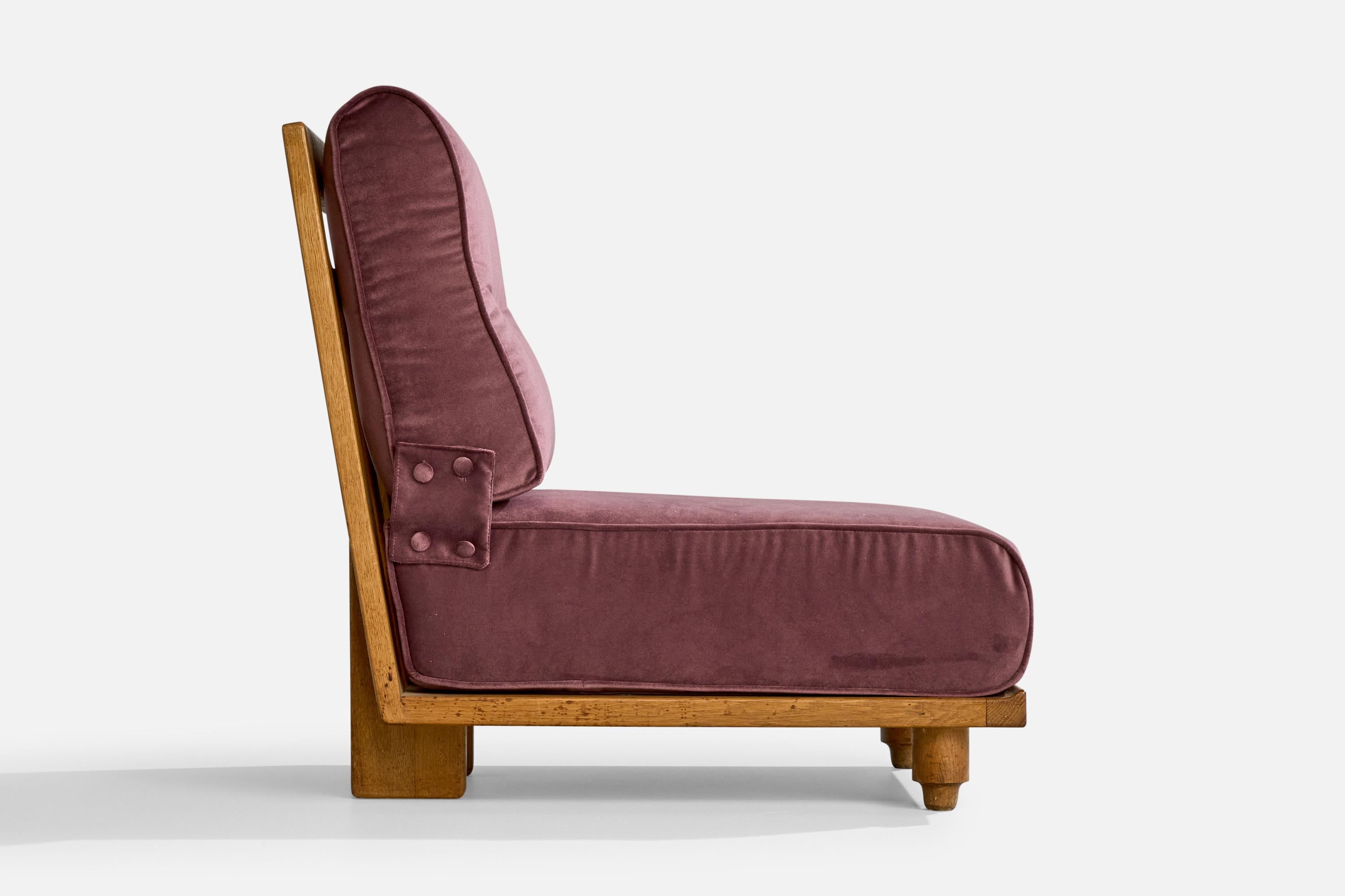 Mid-20th Century Guillerme & Chambron, Slipper Chair, Velvet, Oak, France, 1950s For Sale