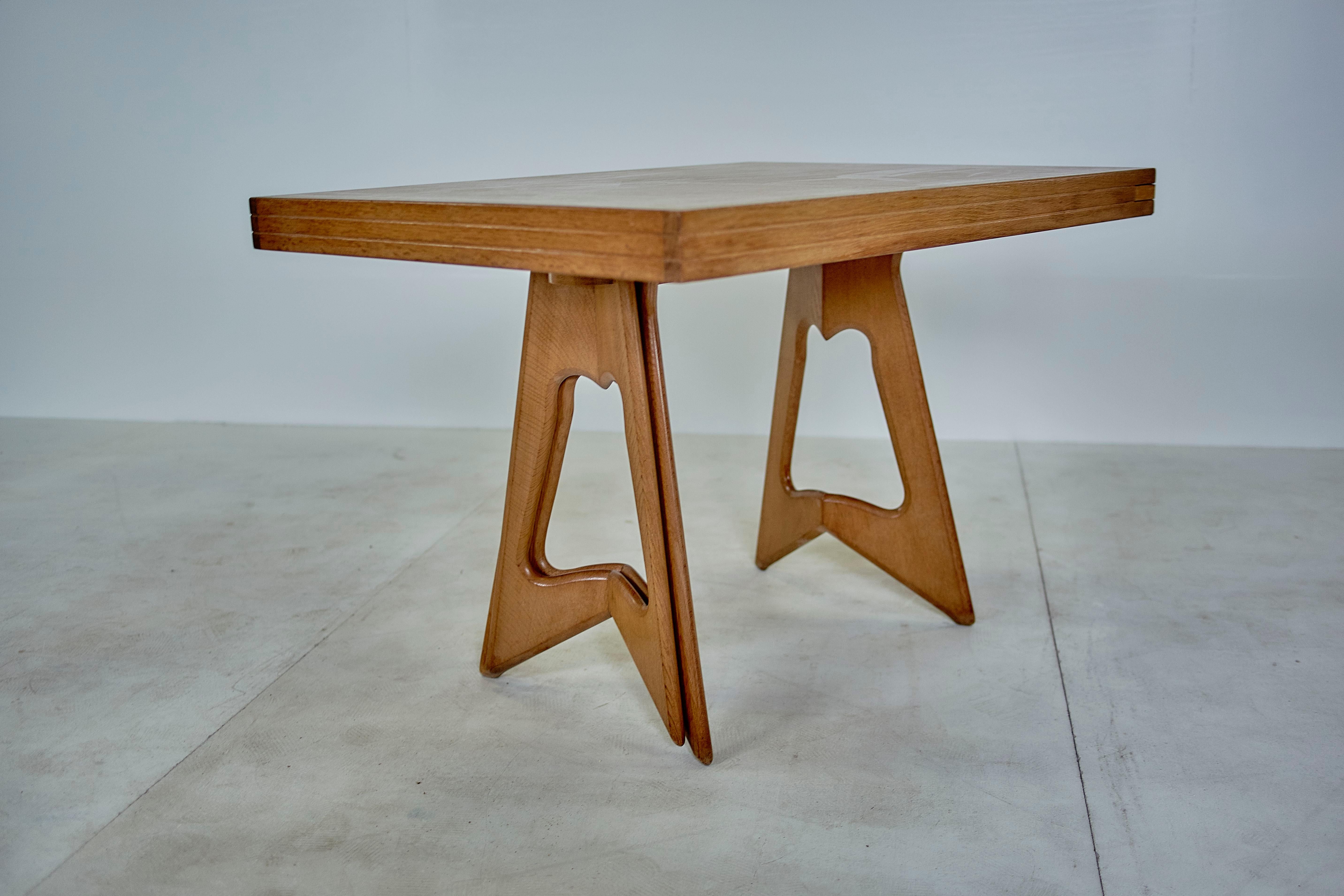 Mid-Century Modern Guillerme & Chambron Solid Oak and Marquetry Extendable Dining Table, 1960 For Sale
