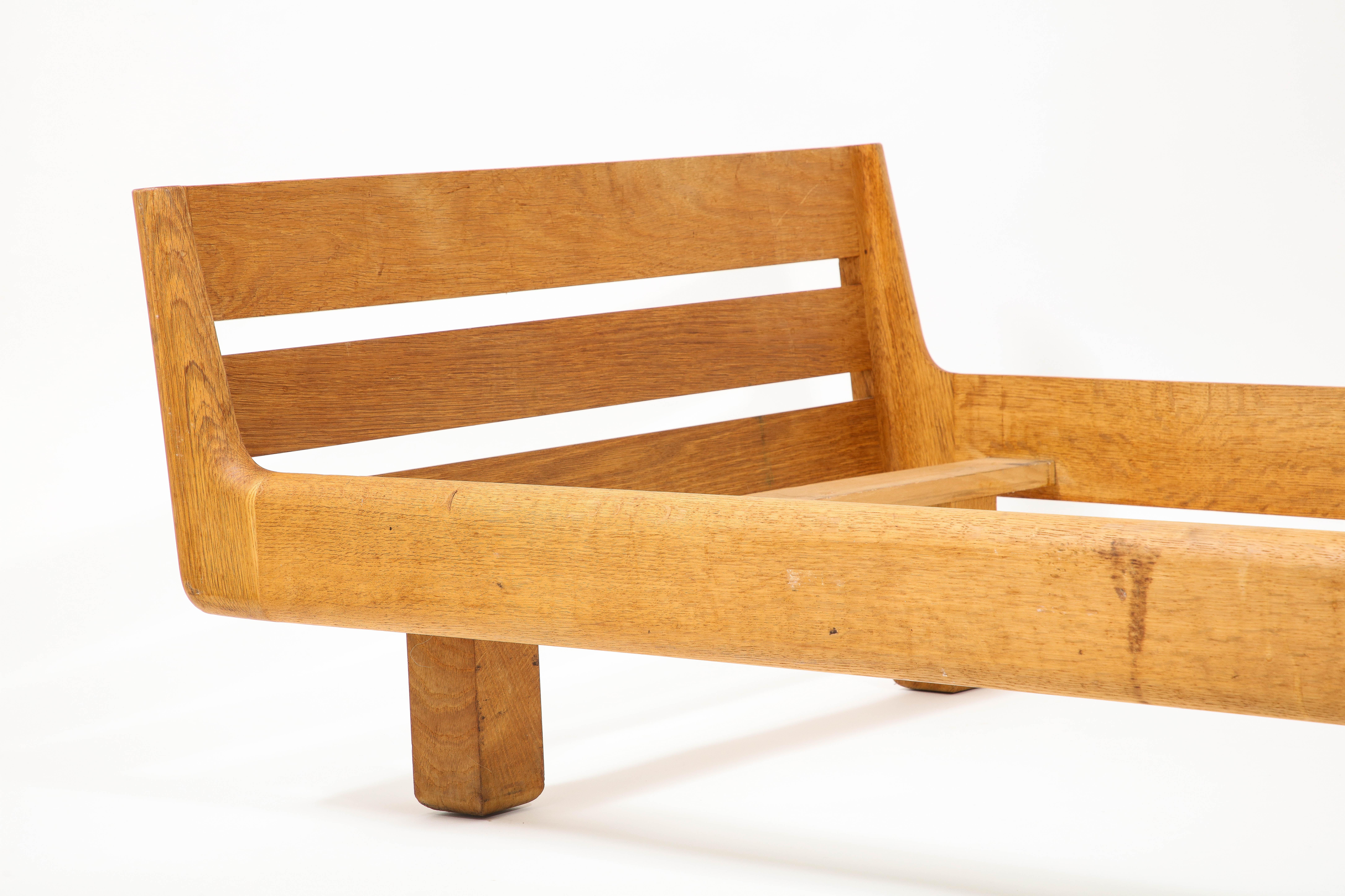 Guillerme & Chambron Solid Oak Daybed, France 1960s For Sale 10