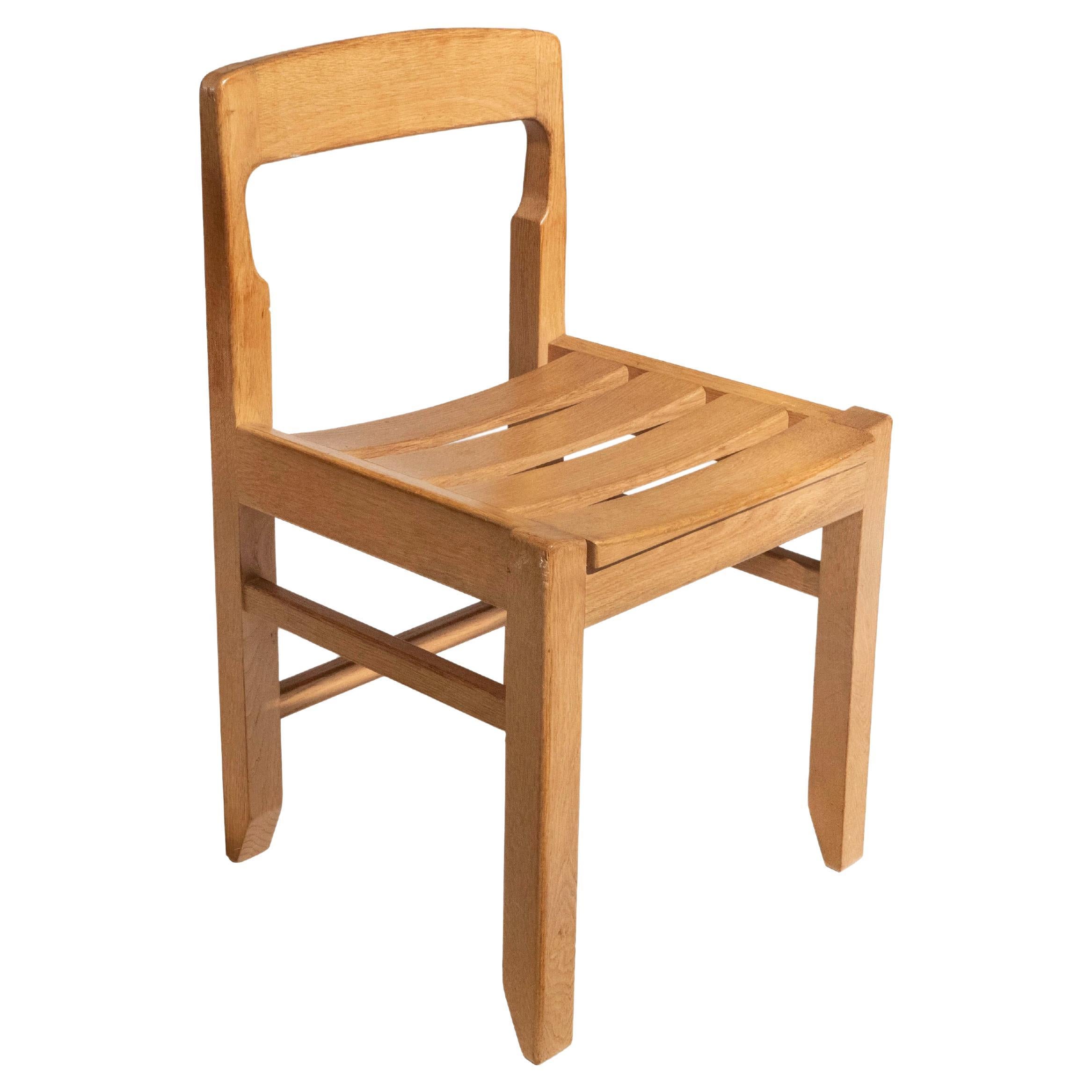 Guillerme & Chambron Esszimmerstuhl aus massiver Eiche für Votre Maison, 1960er Jahre im Angebot