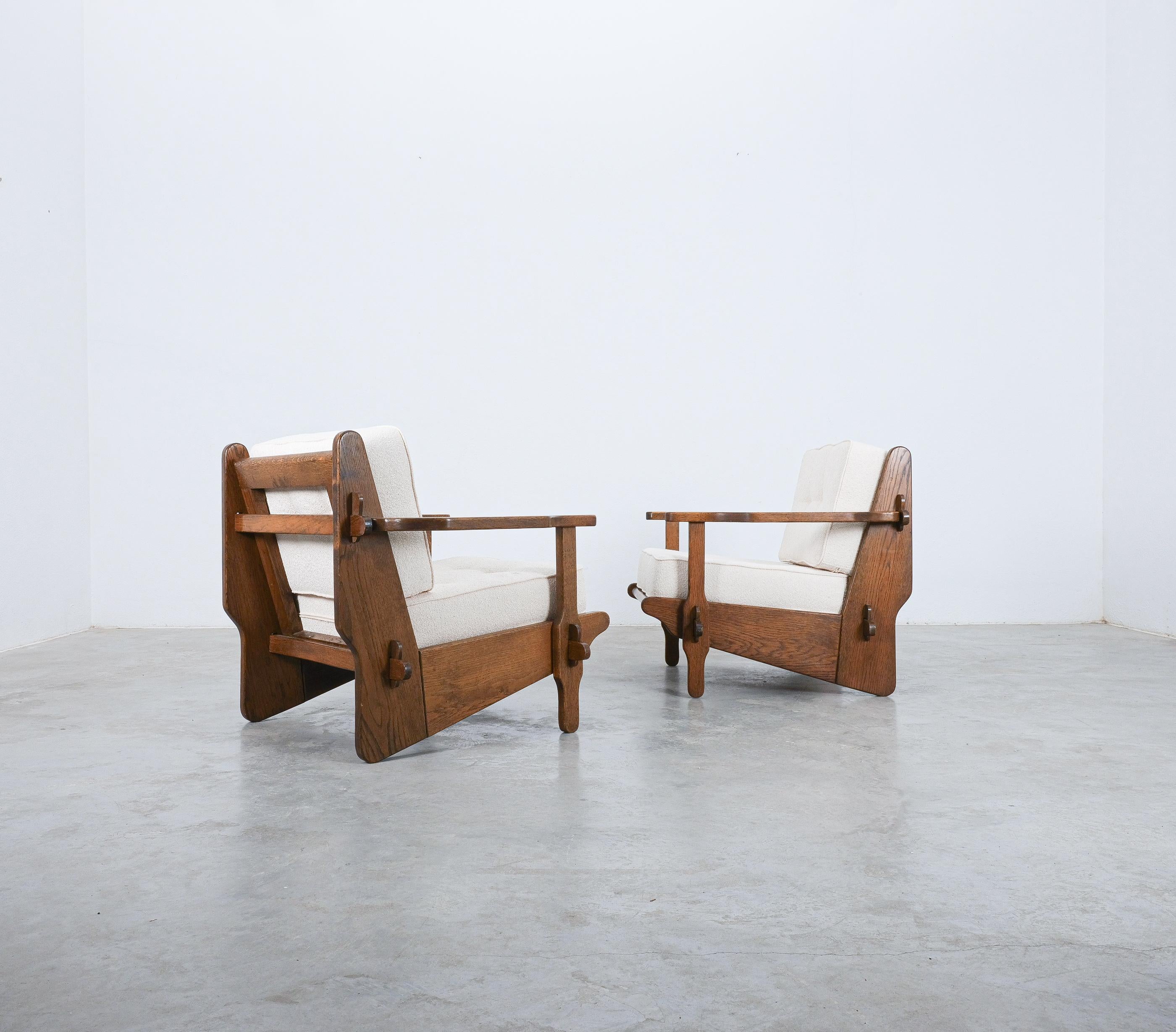Guillerme Chambron Style Oak Armchairs Creme Bouclé, France 1950 For Sale 2