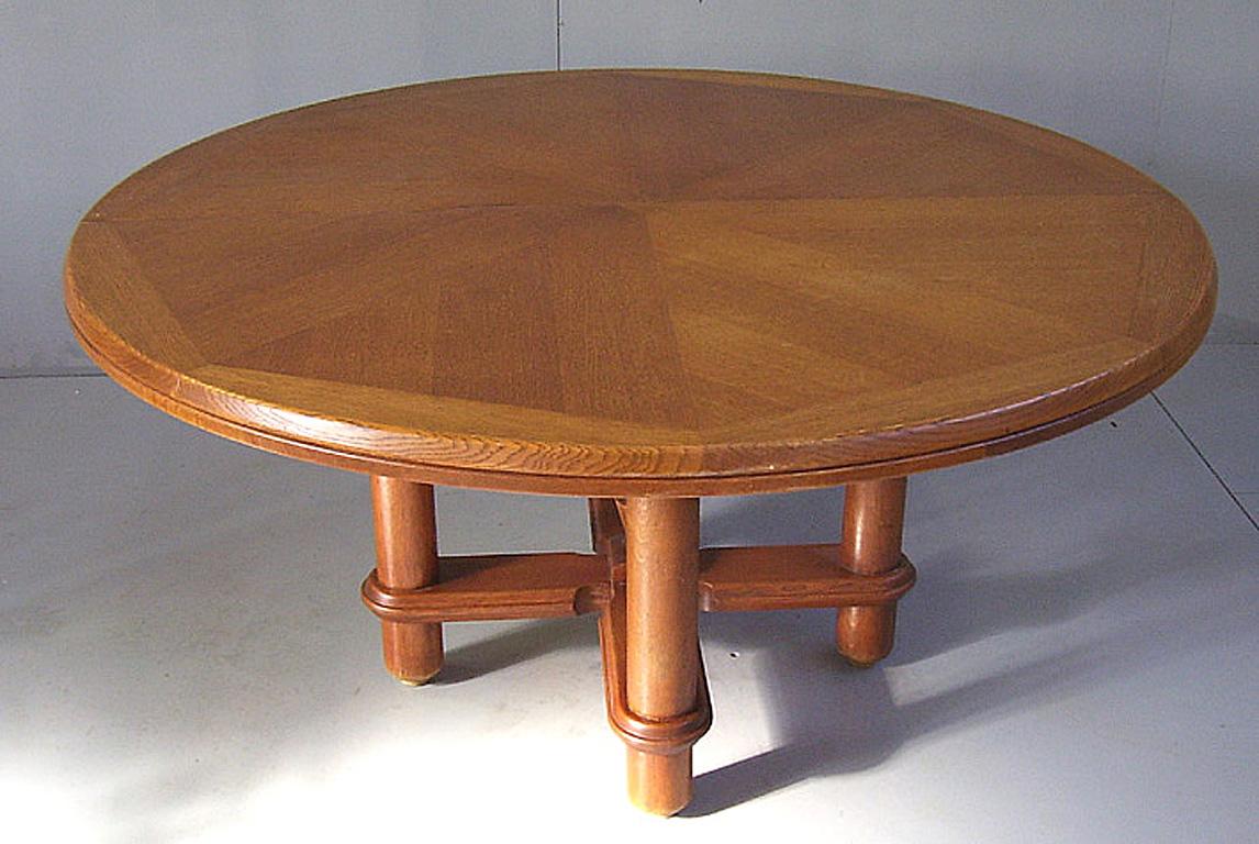 Mid-Century Modern Guillerme & Chambron, Victorine Dining Room Table in Oak, Edition Votre Maison