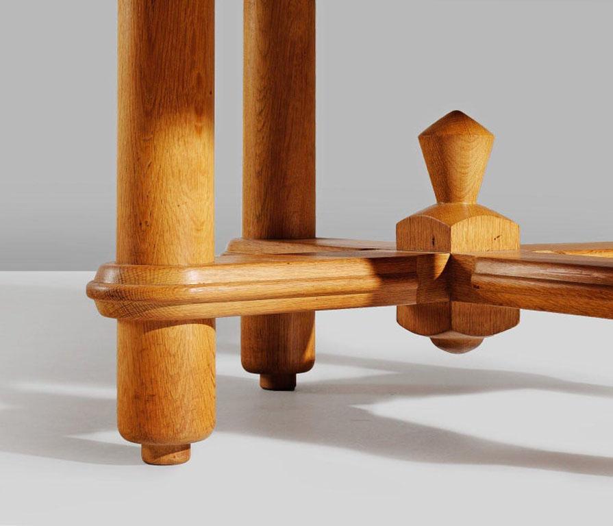French Guillerme & Chambron, Victorine Dining Room Table in Oak, Edition Votre Maison For Sale