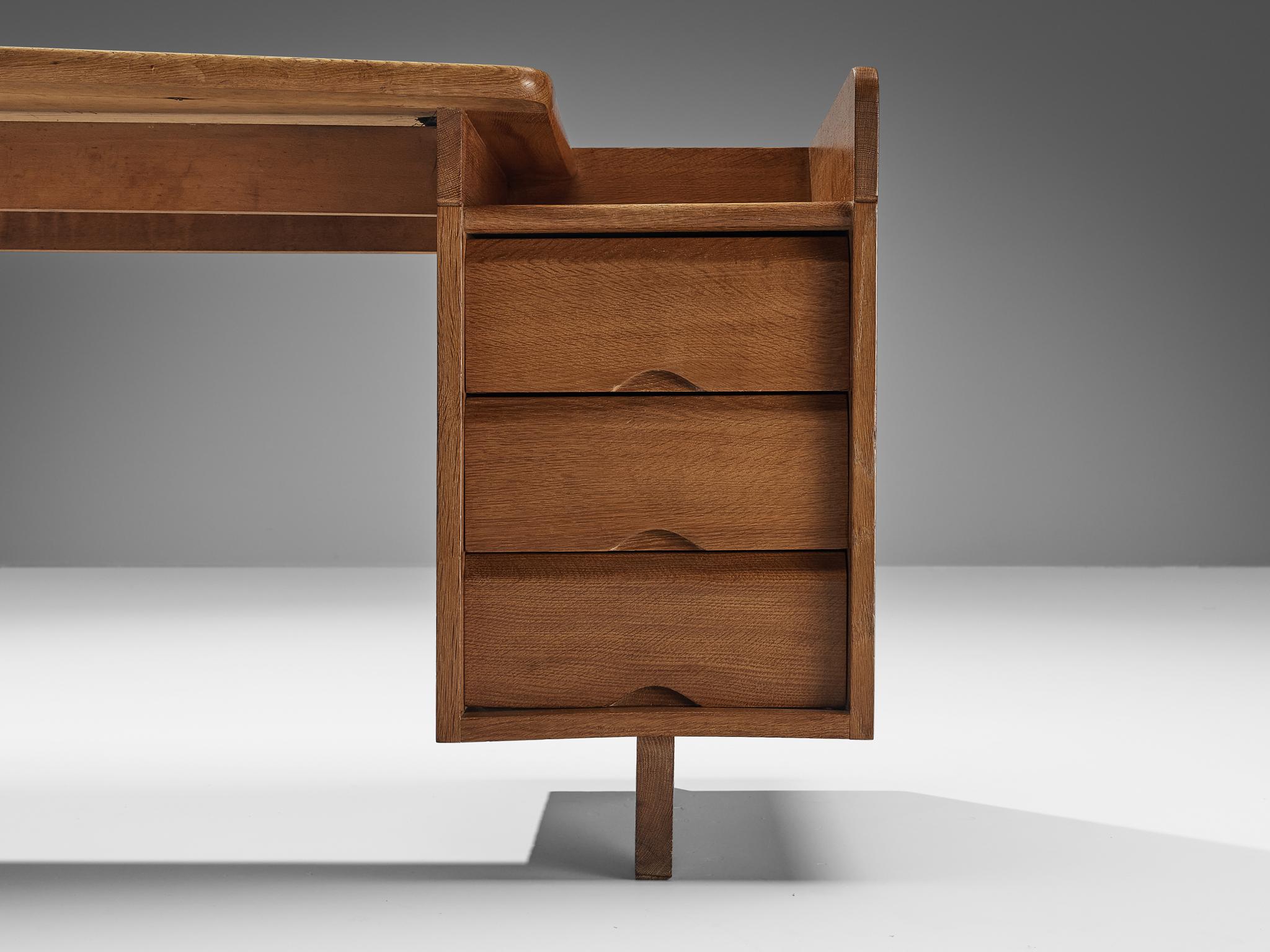 Guillerme & Chambron Writing Desk in Oak and Leather 1