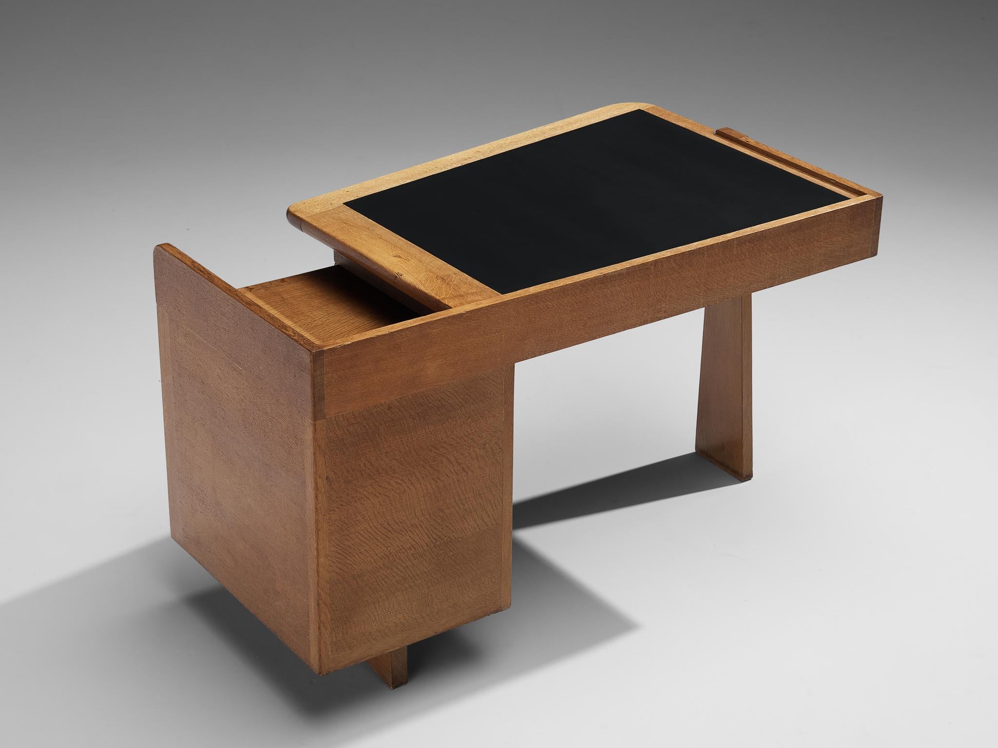 Guillerme & Chambron Writing Desk in Oak and Leather 2