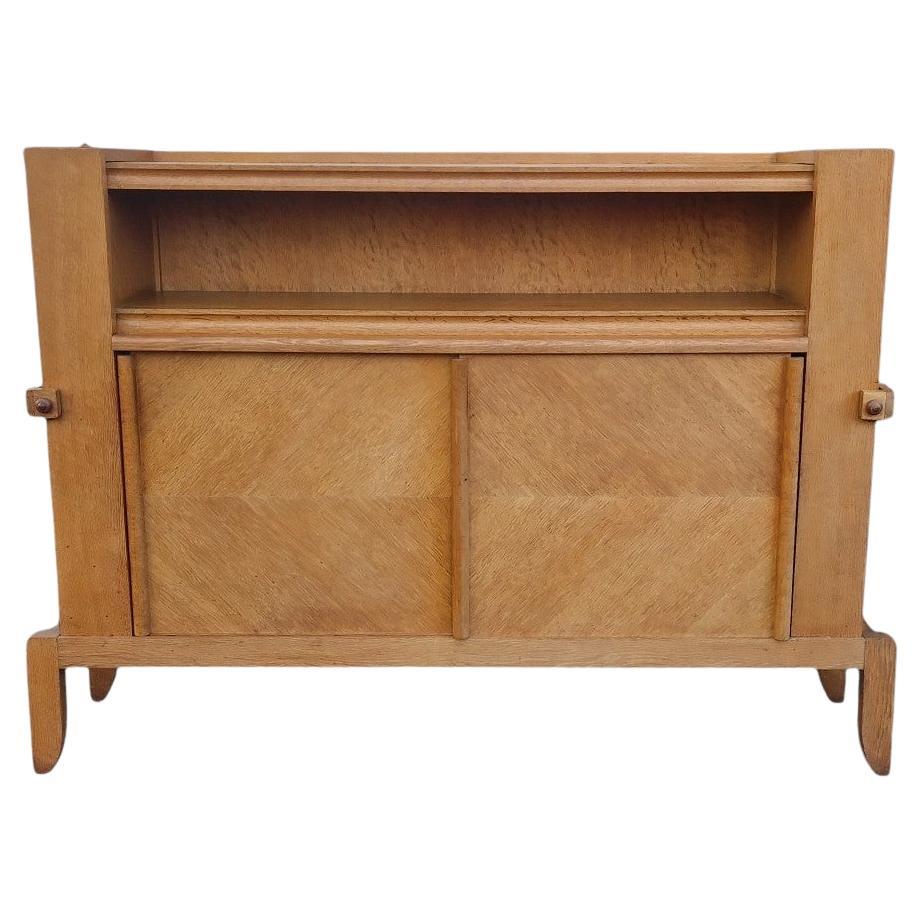 Guillerme et Chambon, Sideboard aus massiver Eiche, Edition Votre Maison, um 1965 im Angebot