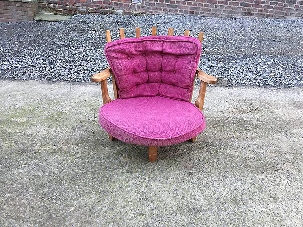 Français Guillerme et Chambron, une paire  Fauteuil en chêne édité par Votre Maison 1970 en vente