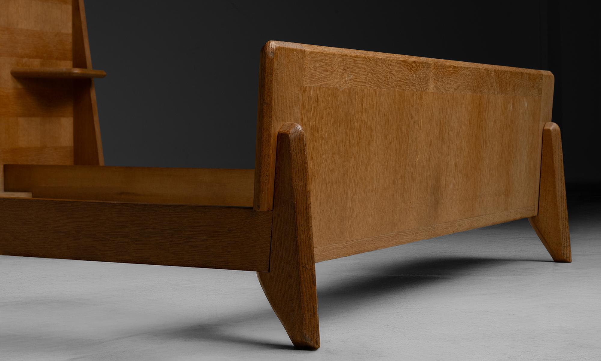 Guillerme et Chambron Bed Frame, France, 1960 In Good Condition In Culver City, CA