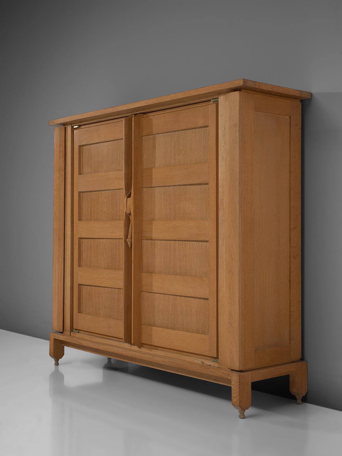 Guillerme et Chambron 'Bouvine' Cabinet in Oak In Good Condition In Waalwijk, NL