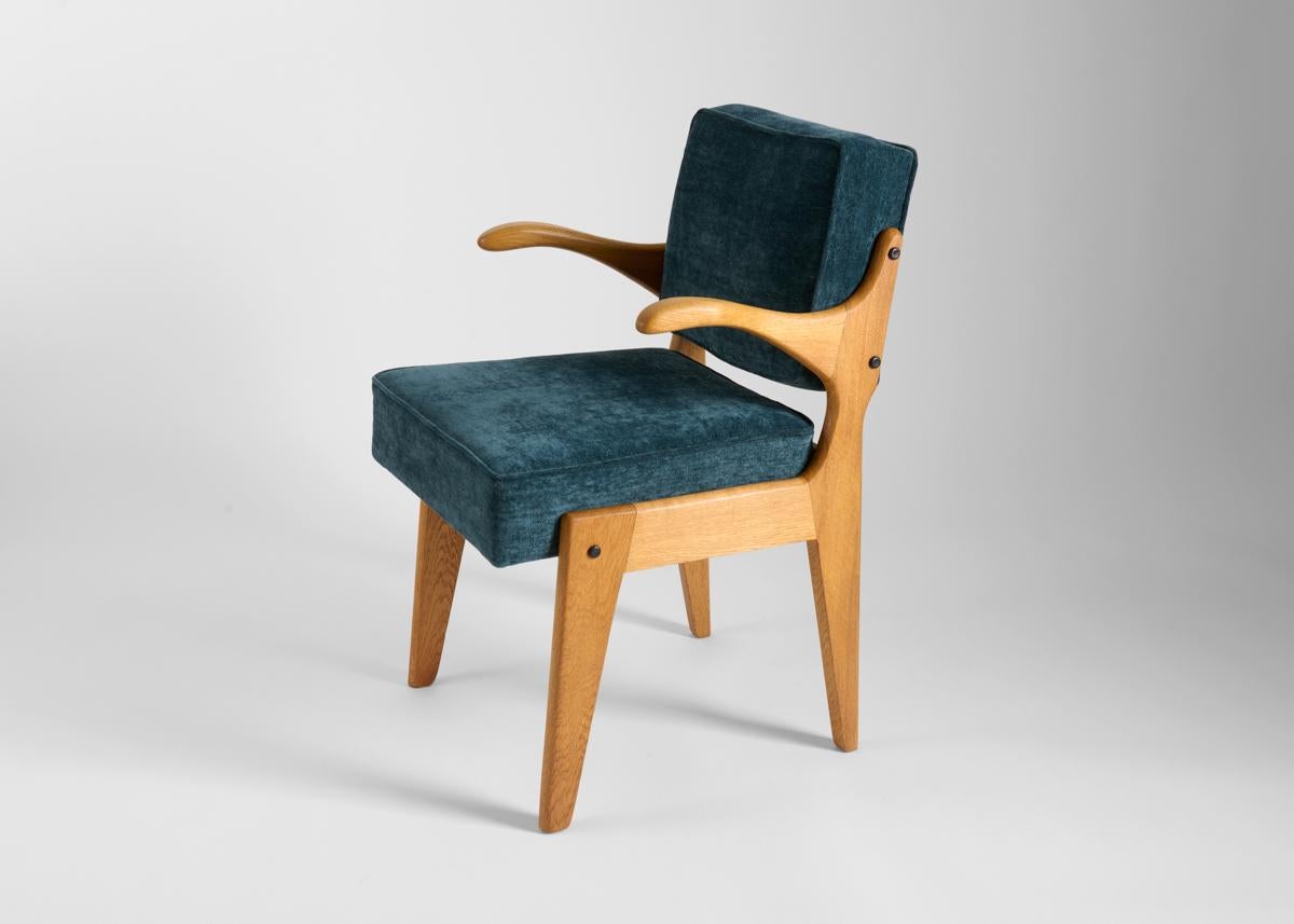 Guillerme et Chambron, Bridge Marius, Pair of Dining Chairs, France, c. 1960 In Good Condition For Sale In New York, NY