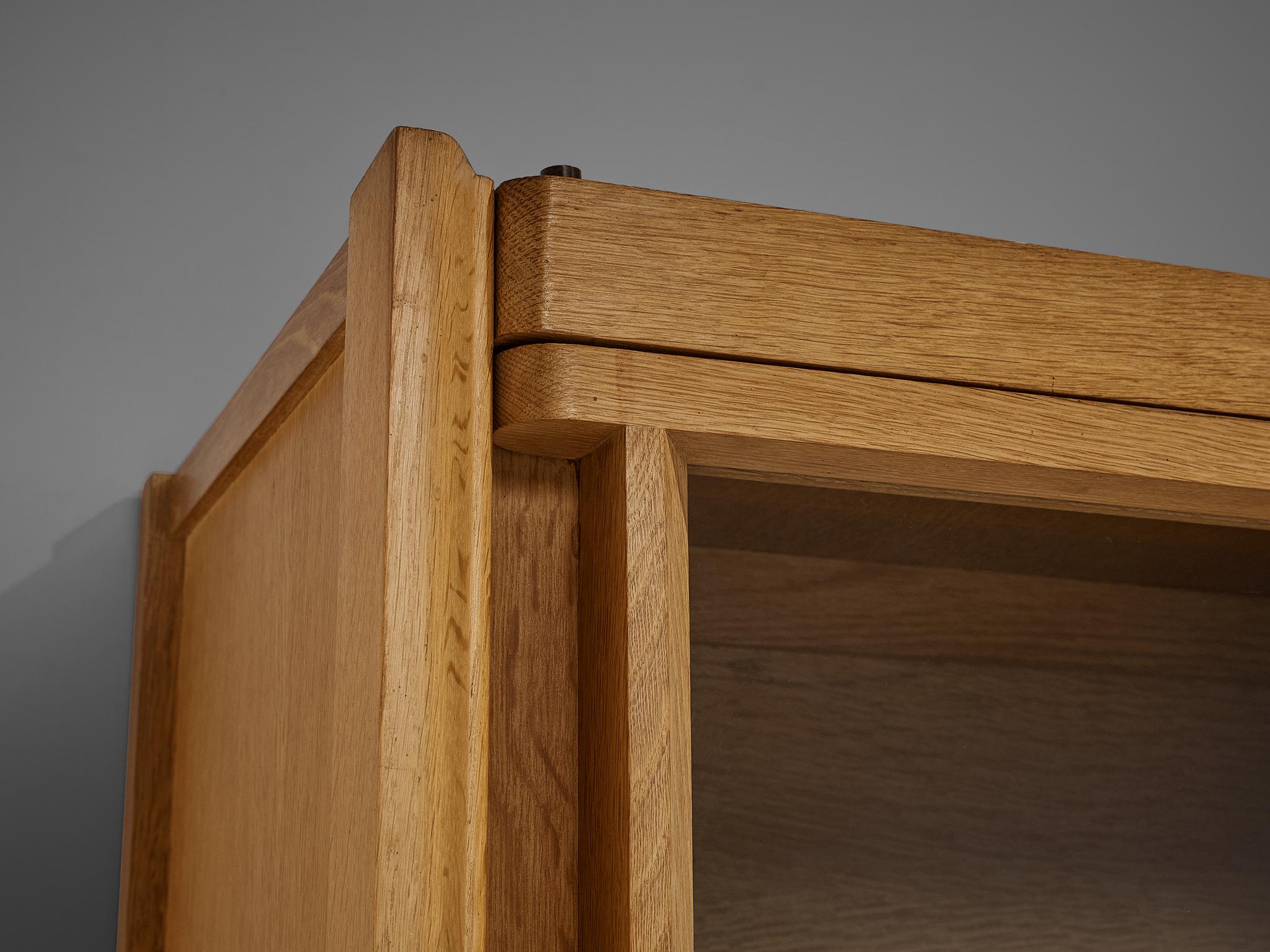 Mid-Century Modern Guillerme et Chambron Cabinet in Oak with Glass Door