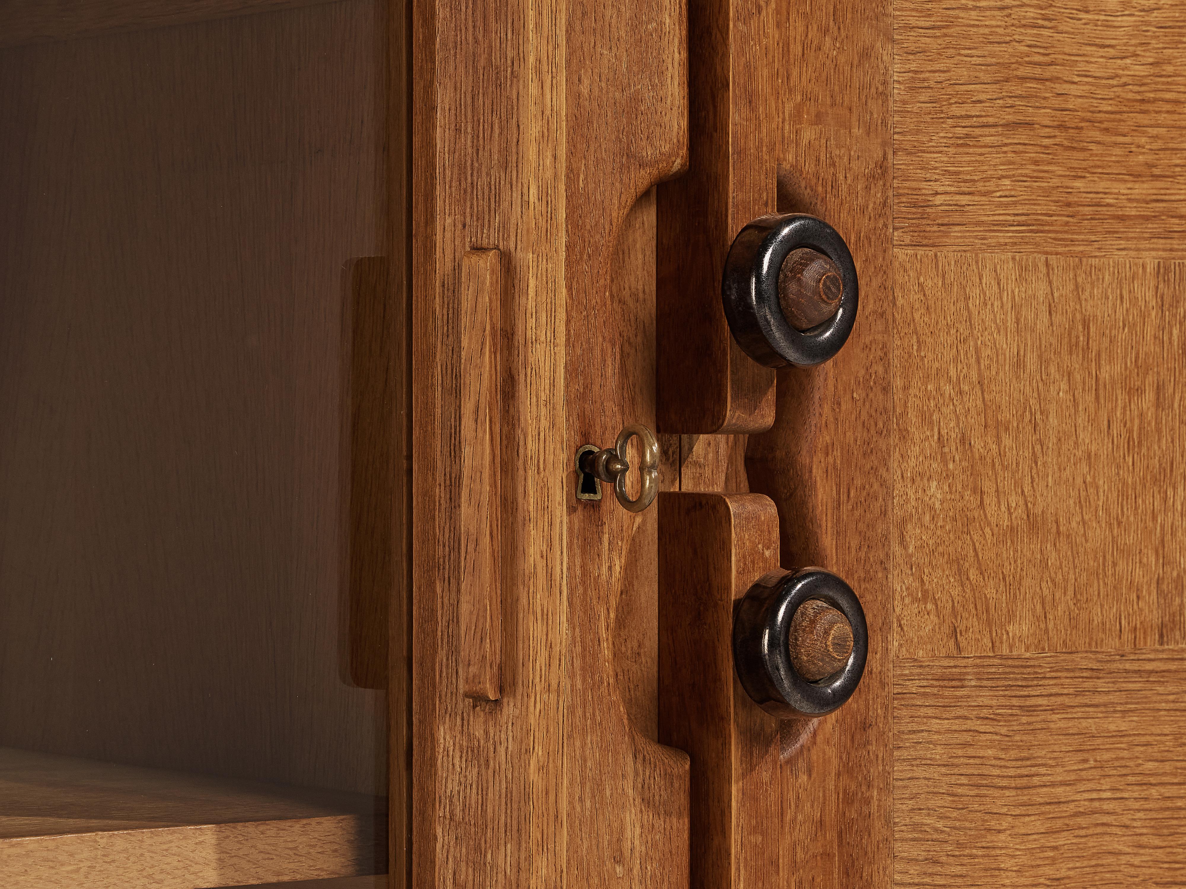 Mid-Century Modern Guillerme et Chambron Cabinet in Oak with Glass Door