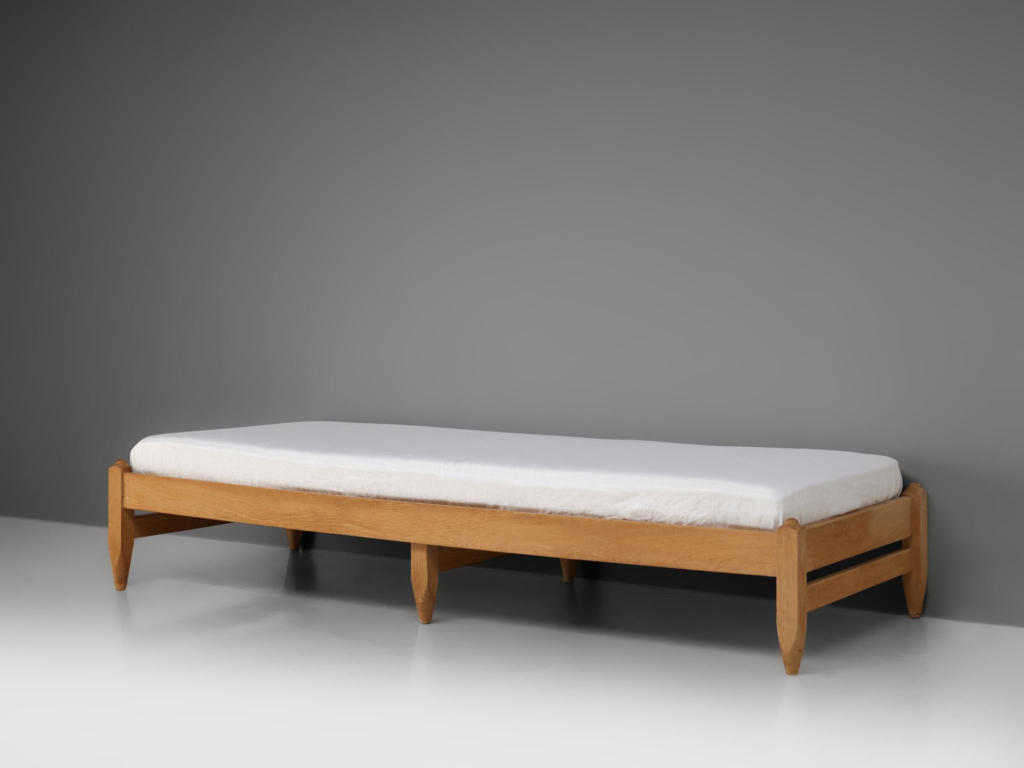 Guillerme et Chambron Daybed in Oak 1