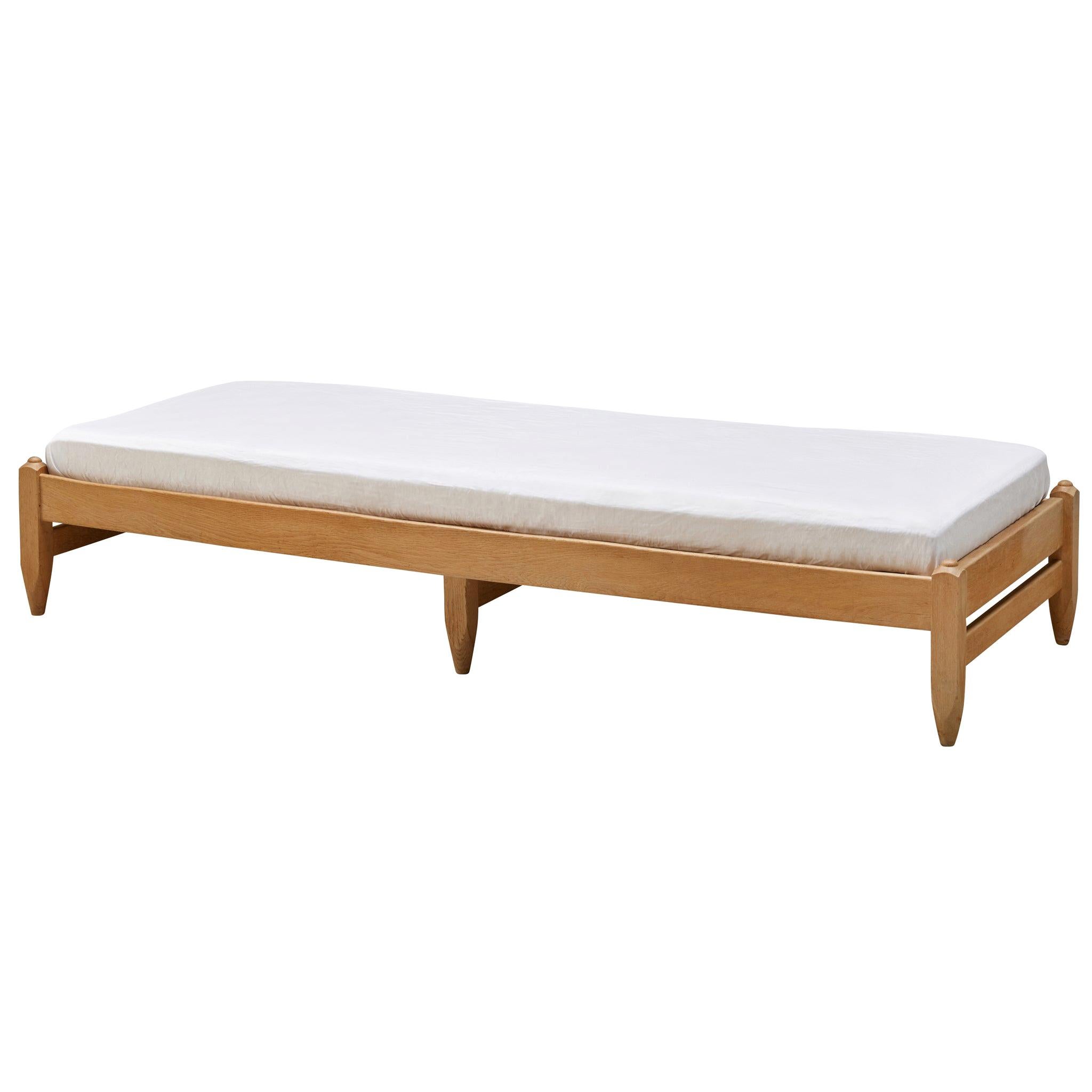 Guillerme et Chambron Daybed in Oak