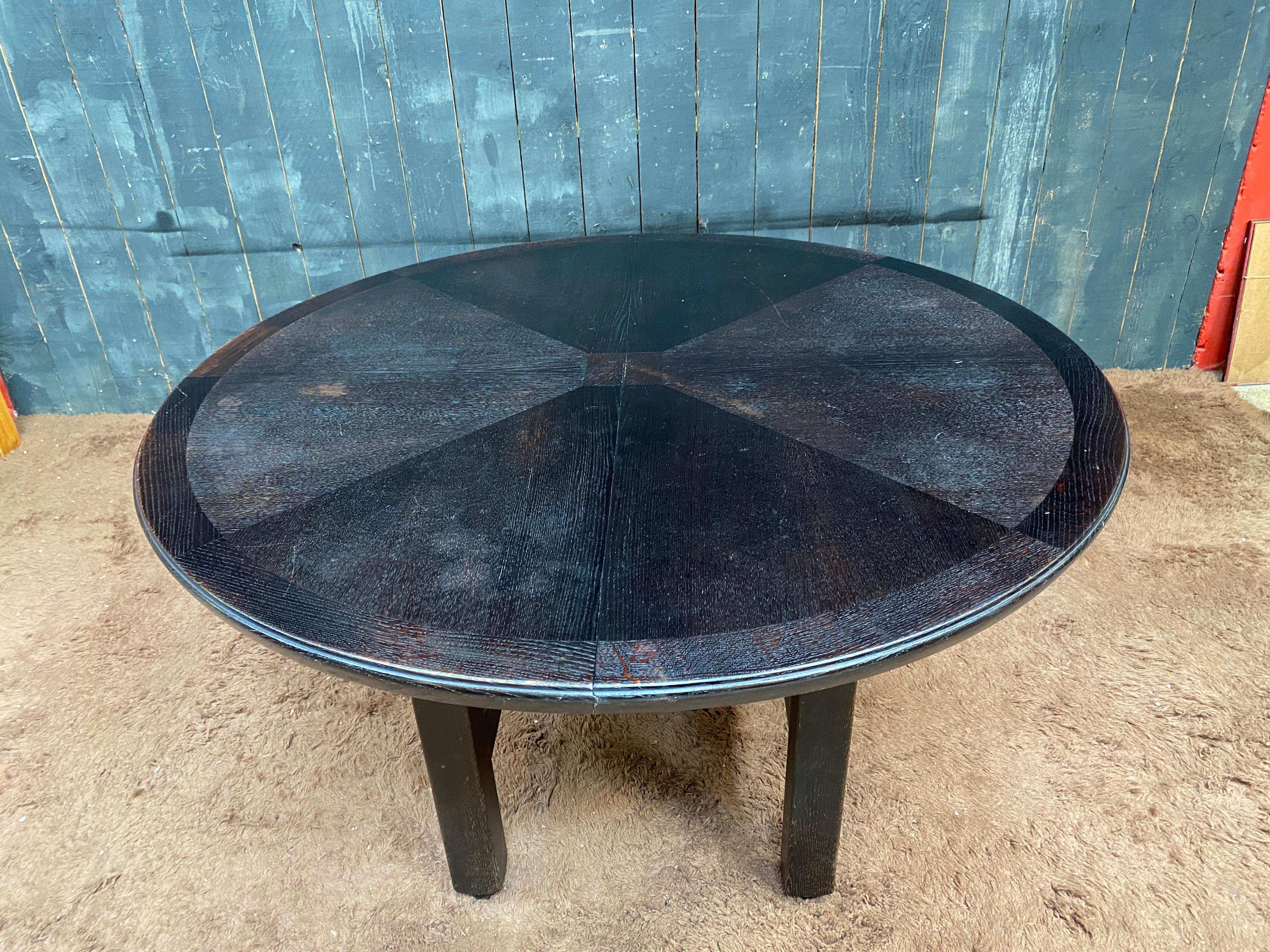 Mid-Century Modern Table de salle à manger Guillerme et Chambron en chêne noirci, Edition Votre Maison circa en vente