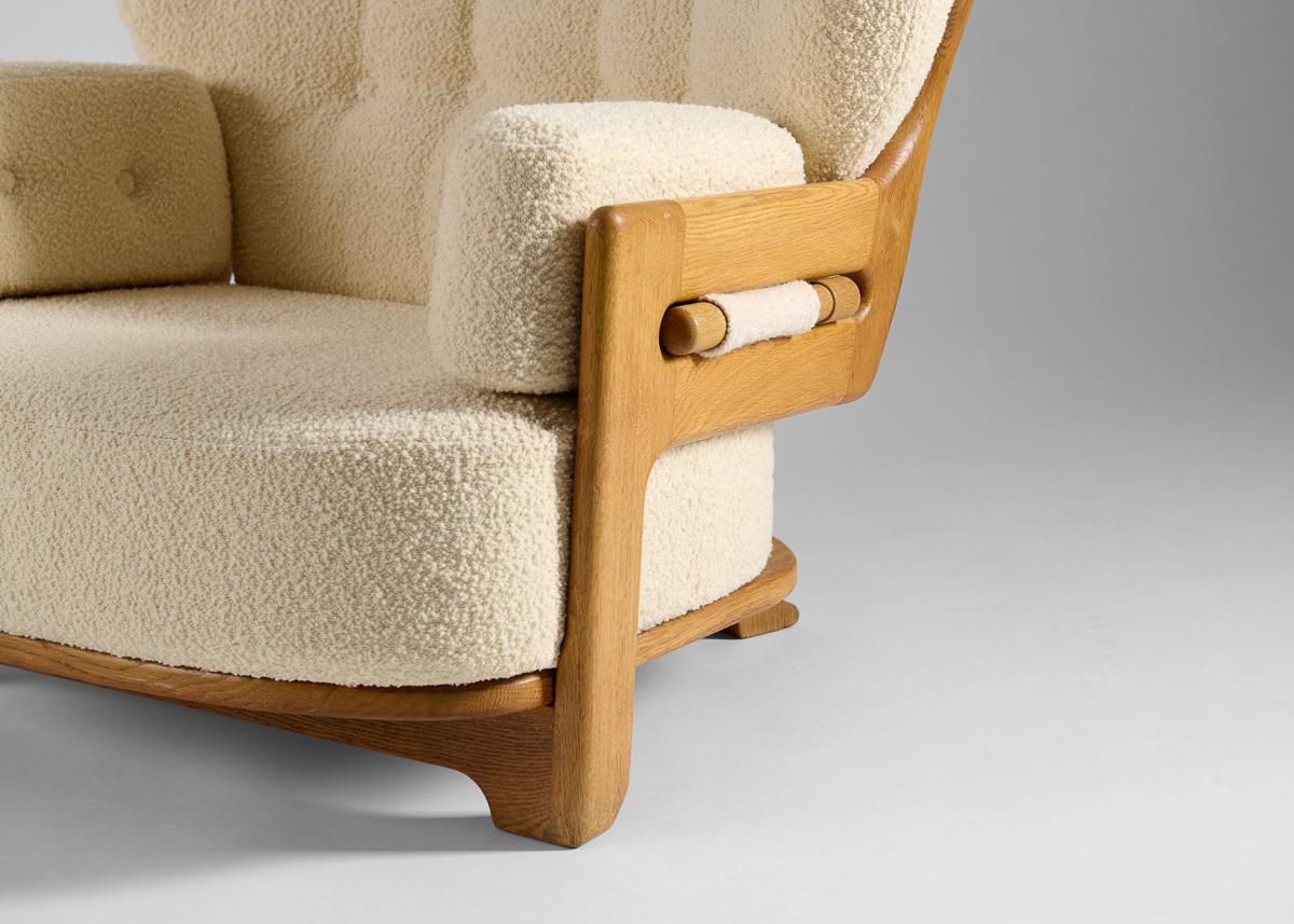 Français Guillerme et Chambron, fauteuil Dominique surdimensionné, France, milieu du siècle dernier en vente