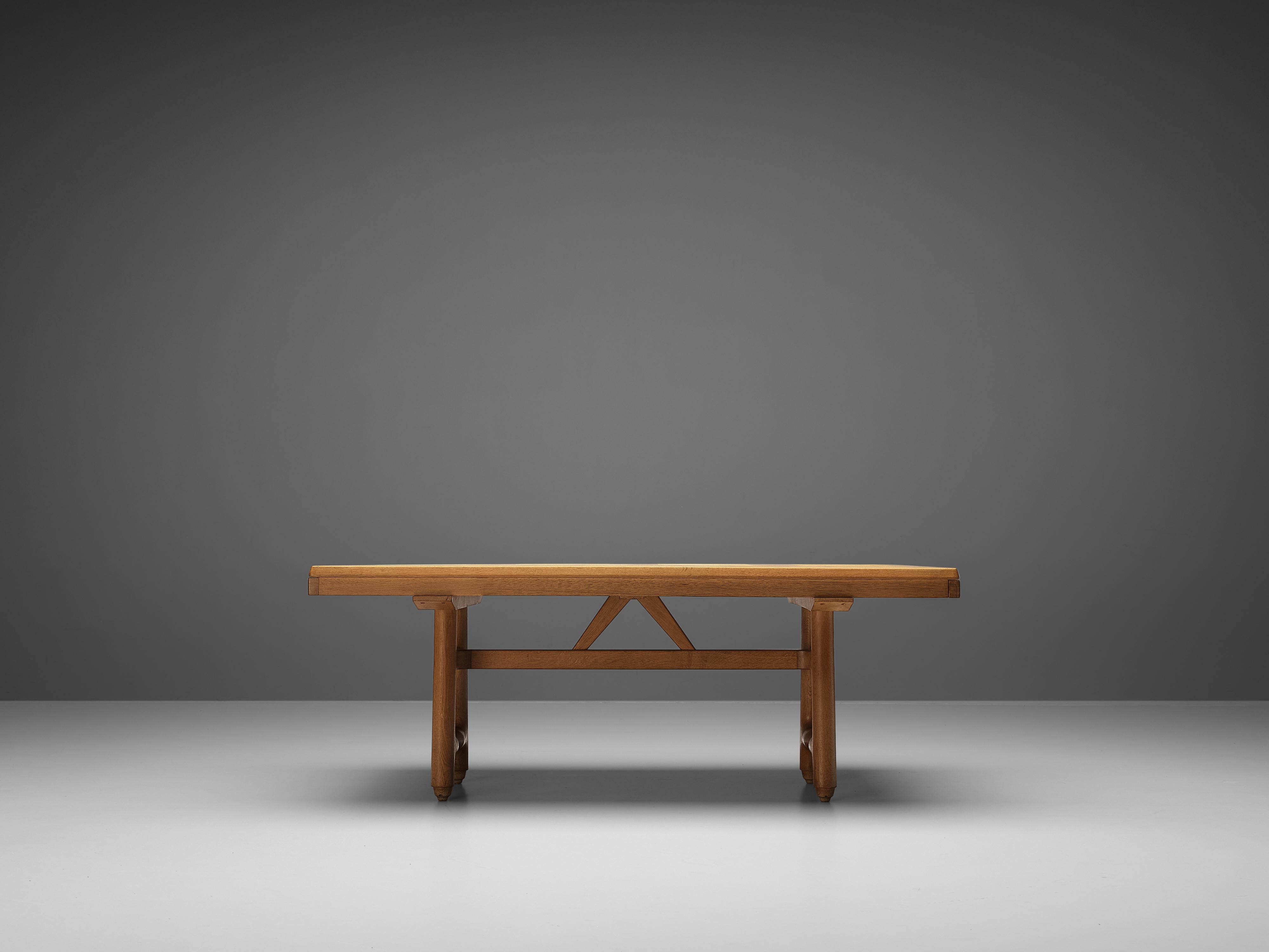 Guillerme et Chambron Extendable Dining Table in Oak 5