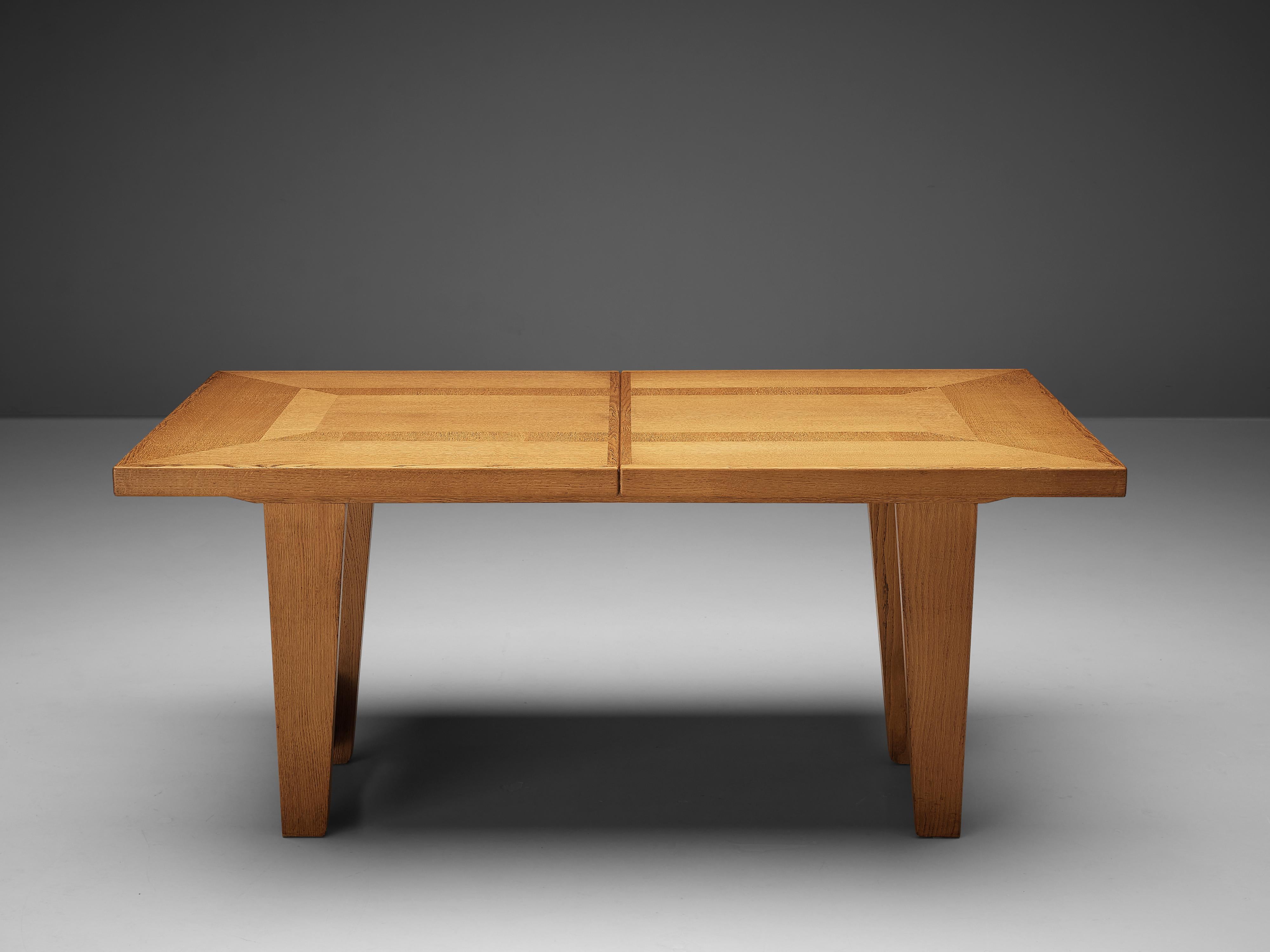 Guillerme et Chambron Extendable Dining Table in Oak 6