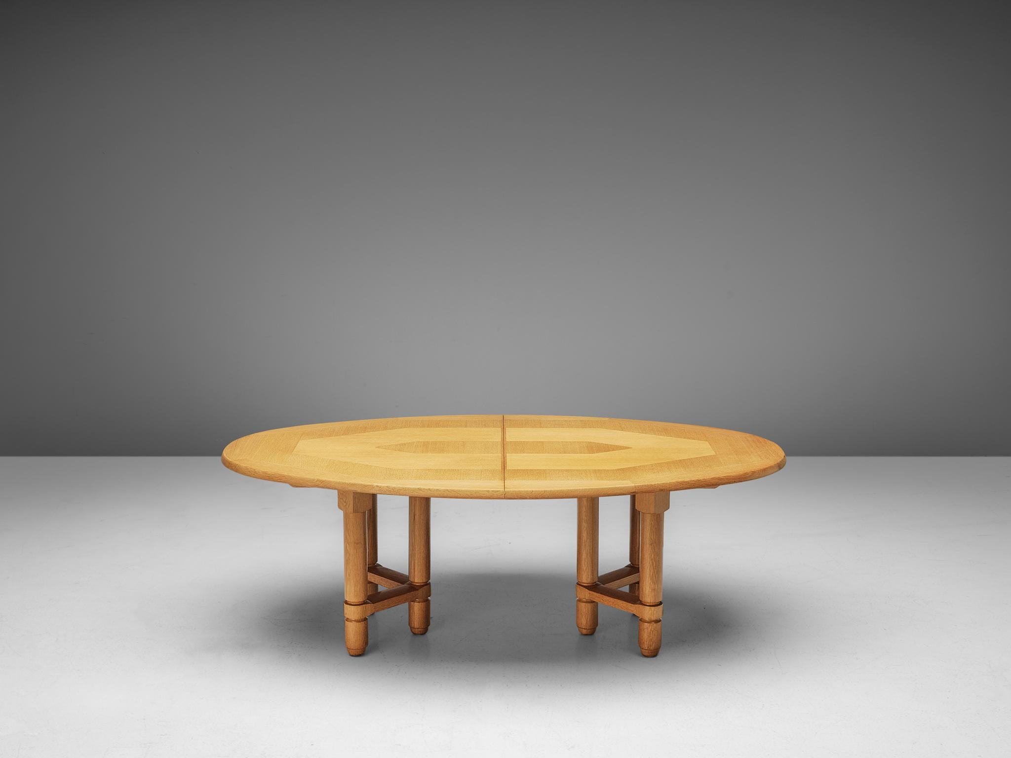 Guillerme et Chambron Extendable Dining Table in Oak 7