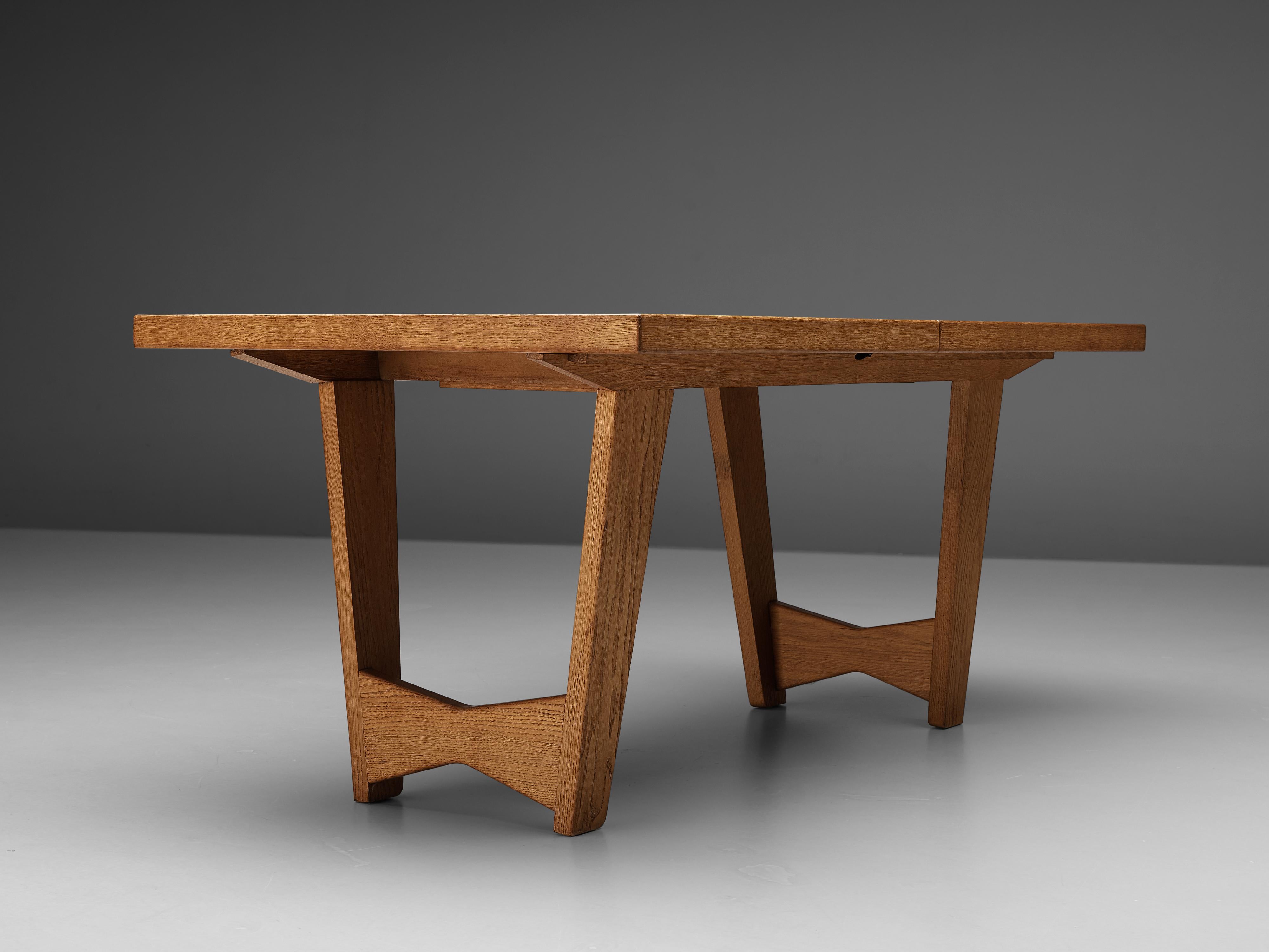 Guillerme et Chambron Extendable Dining Table in Oak 8