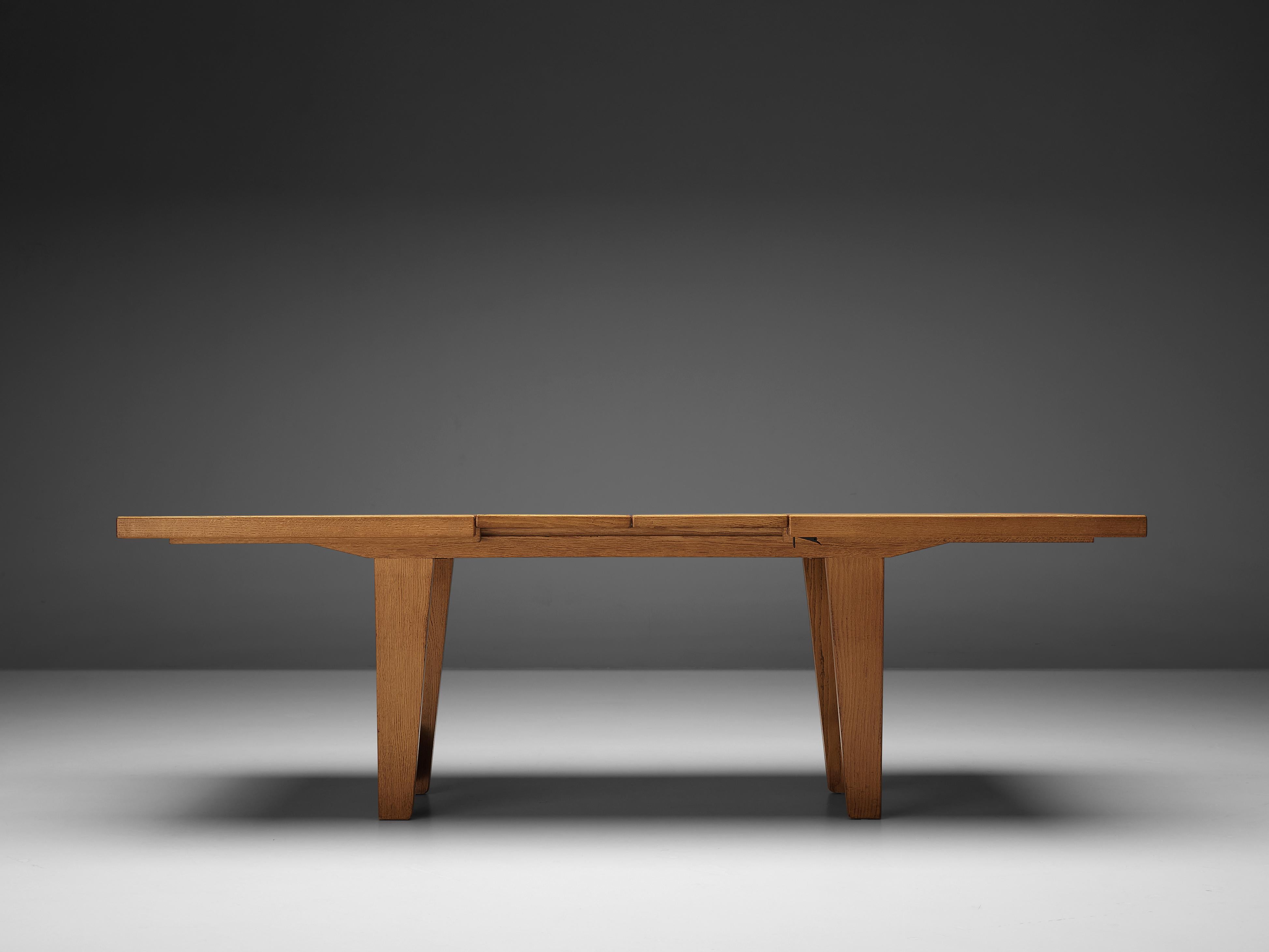 20th Century Guillerme et Chambron Extendable Dining Table in Oak
