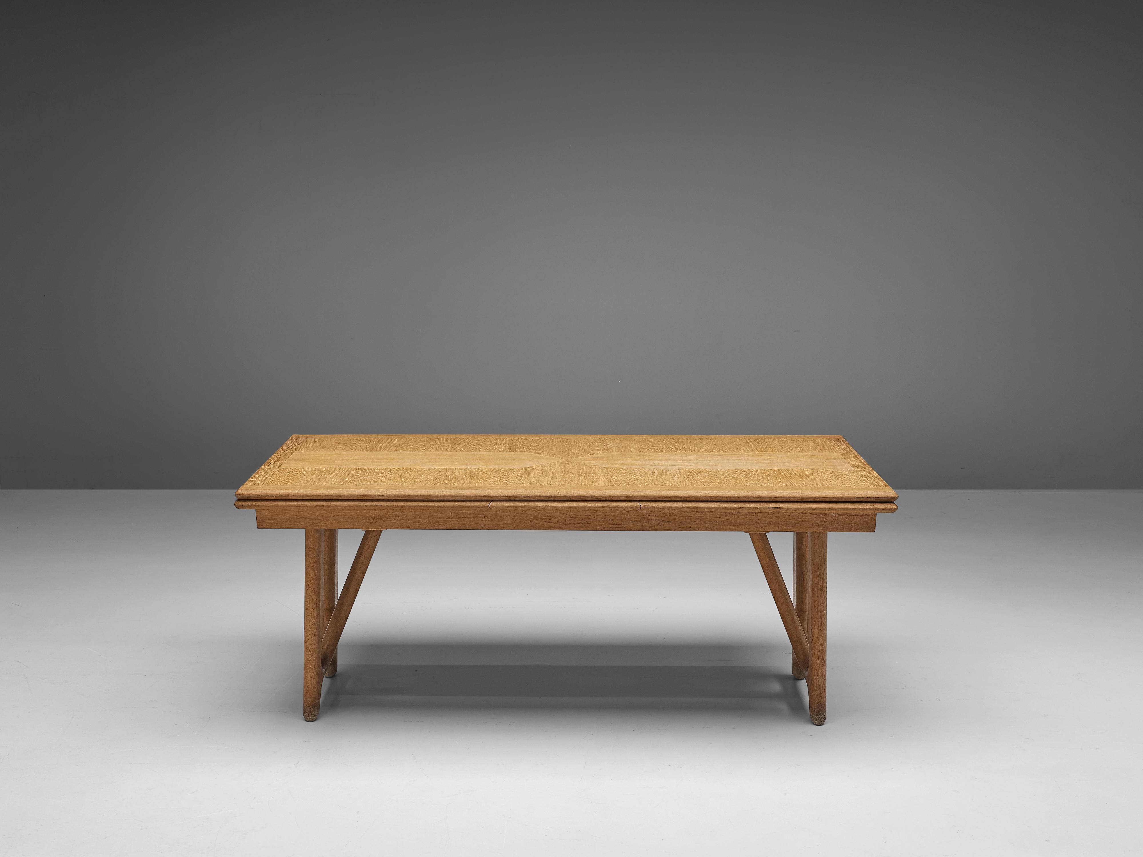 Mid-20th Century Guillerme et Chambron Extendable Dining Table in Oak