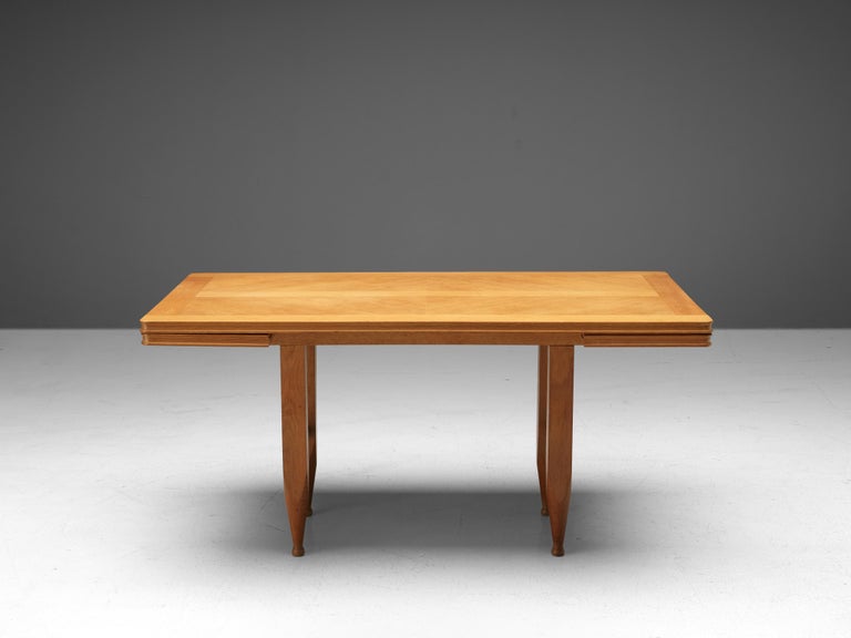 Guillerme et Chambron Extendable Dining Table in Solid Oak For Sale 2