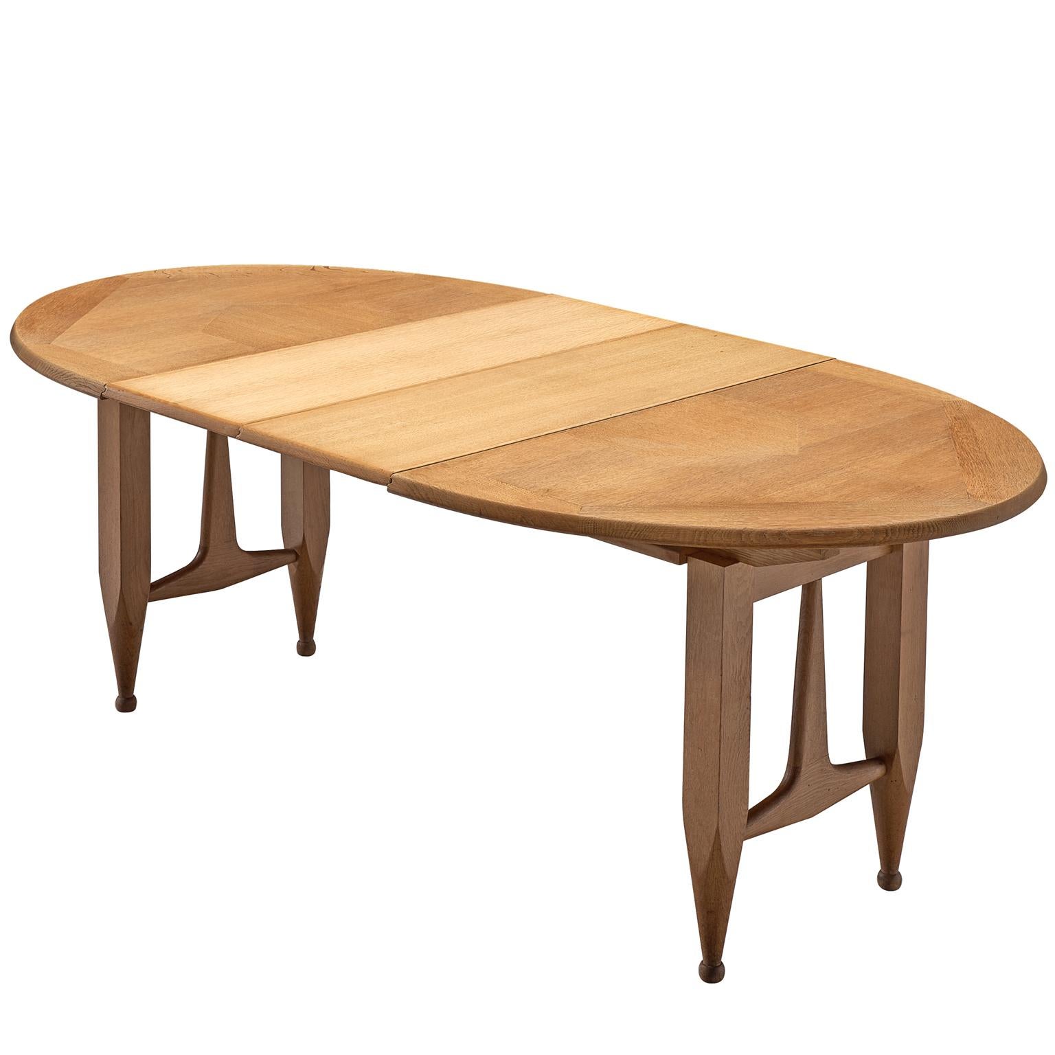Guillerme et Chambron Extendable Dining Table in Solid Oak