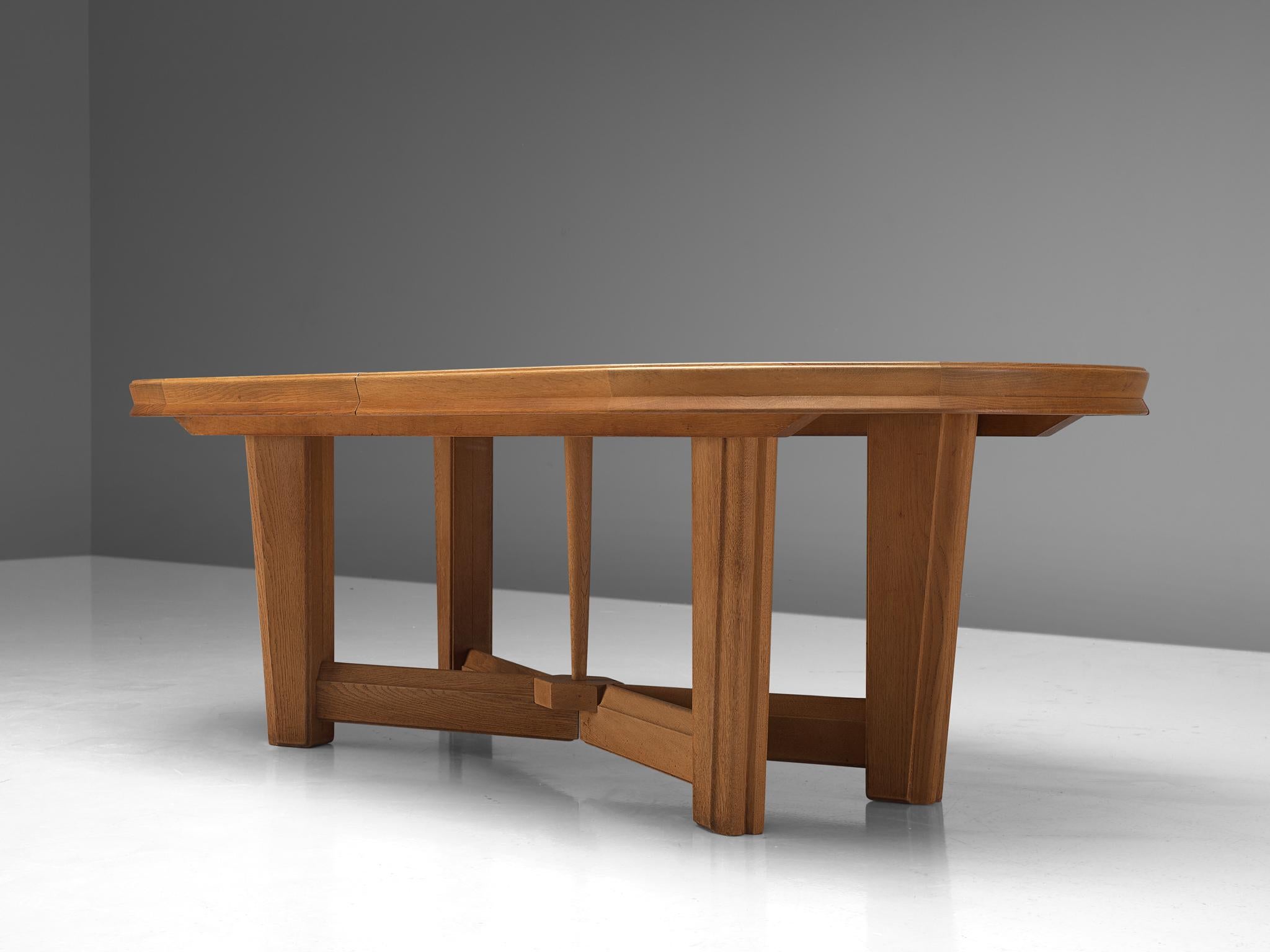 Guillerme et Chambron Extendable Oval Dining Table in Oak 1